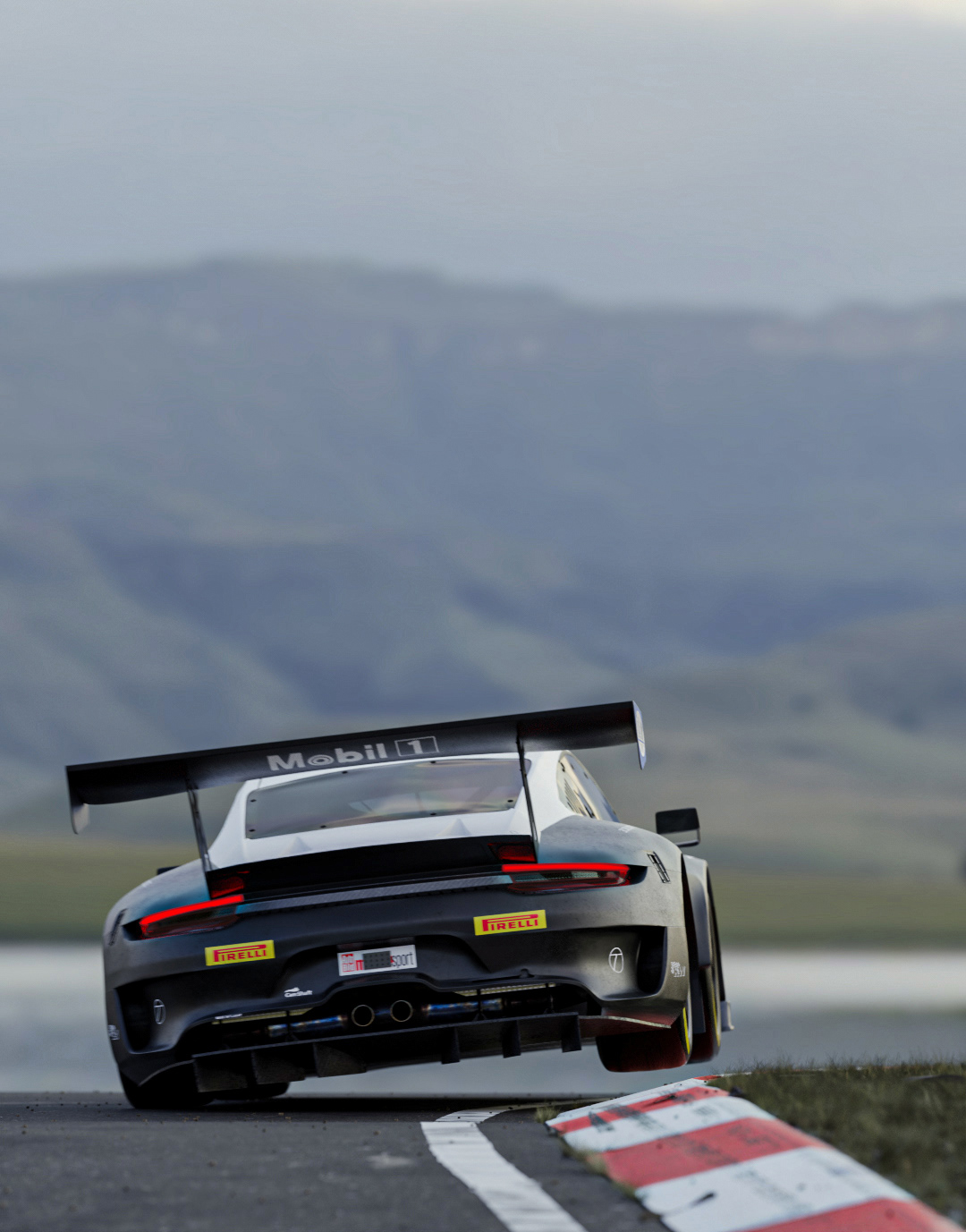 Porsche Gt3R Wallpapers