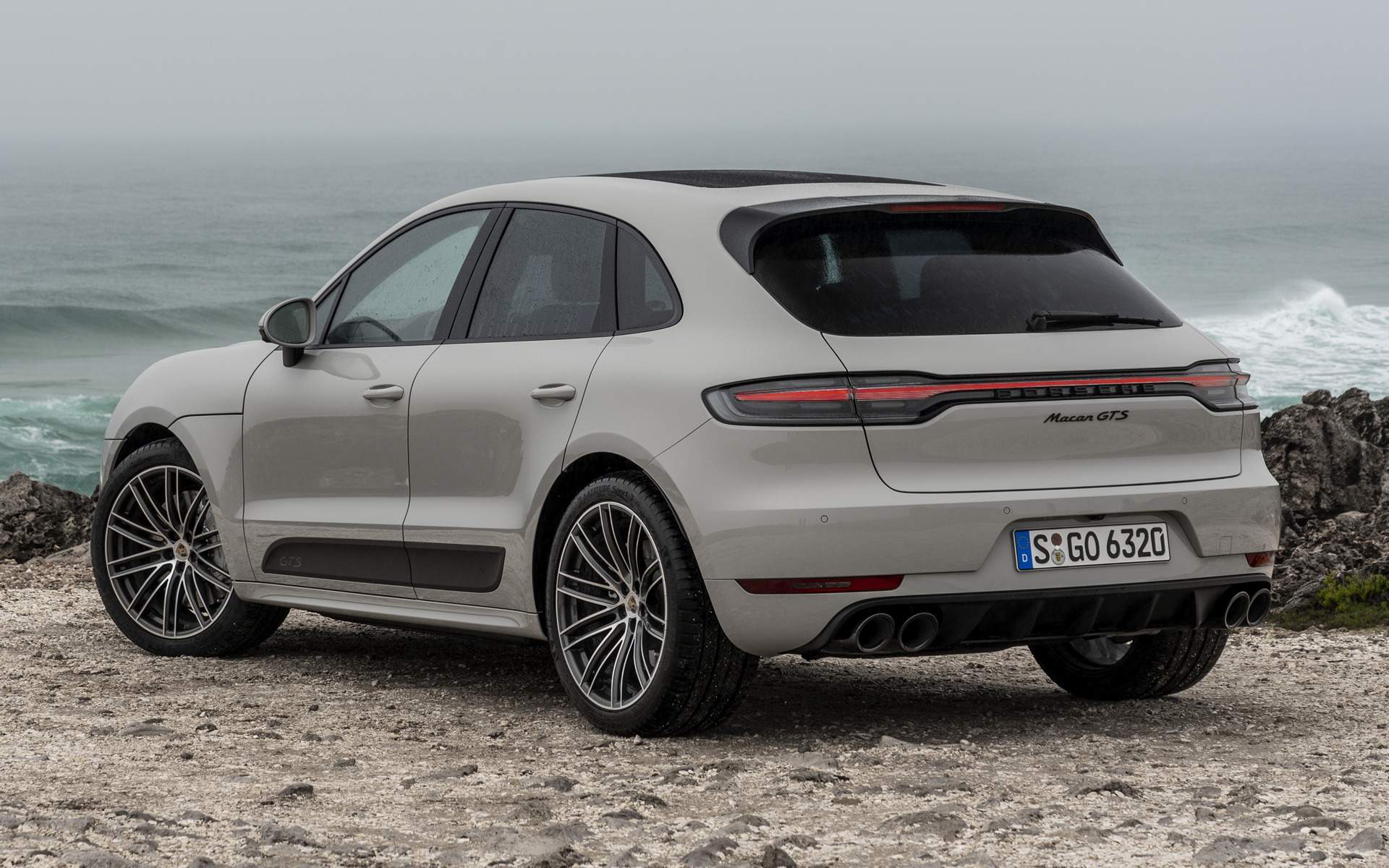 Porsche Macan Gts Wallpapers