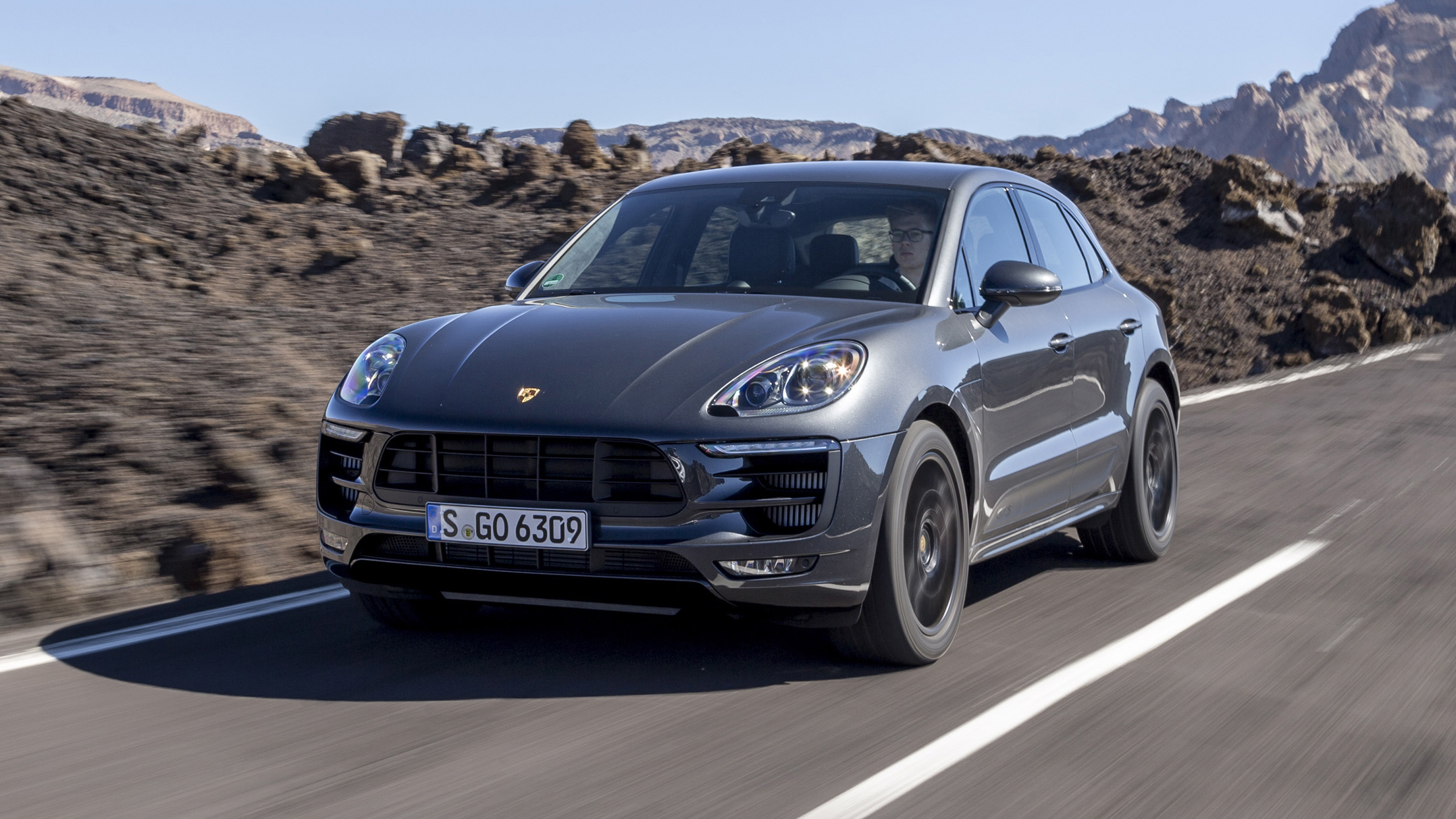 Porsche Macan Gts Wallpapers