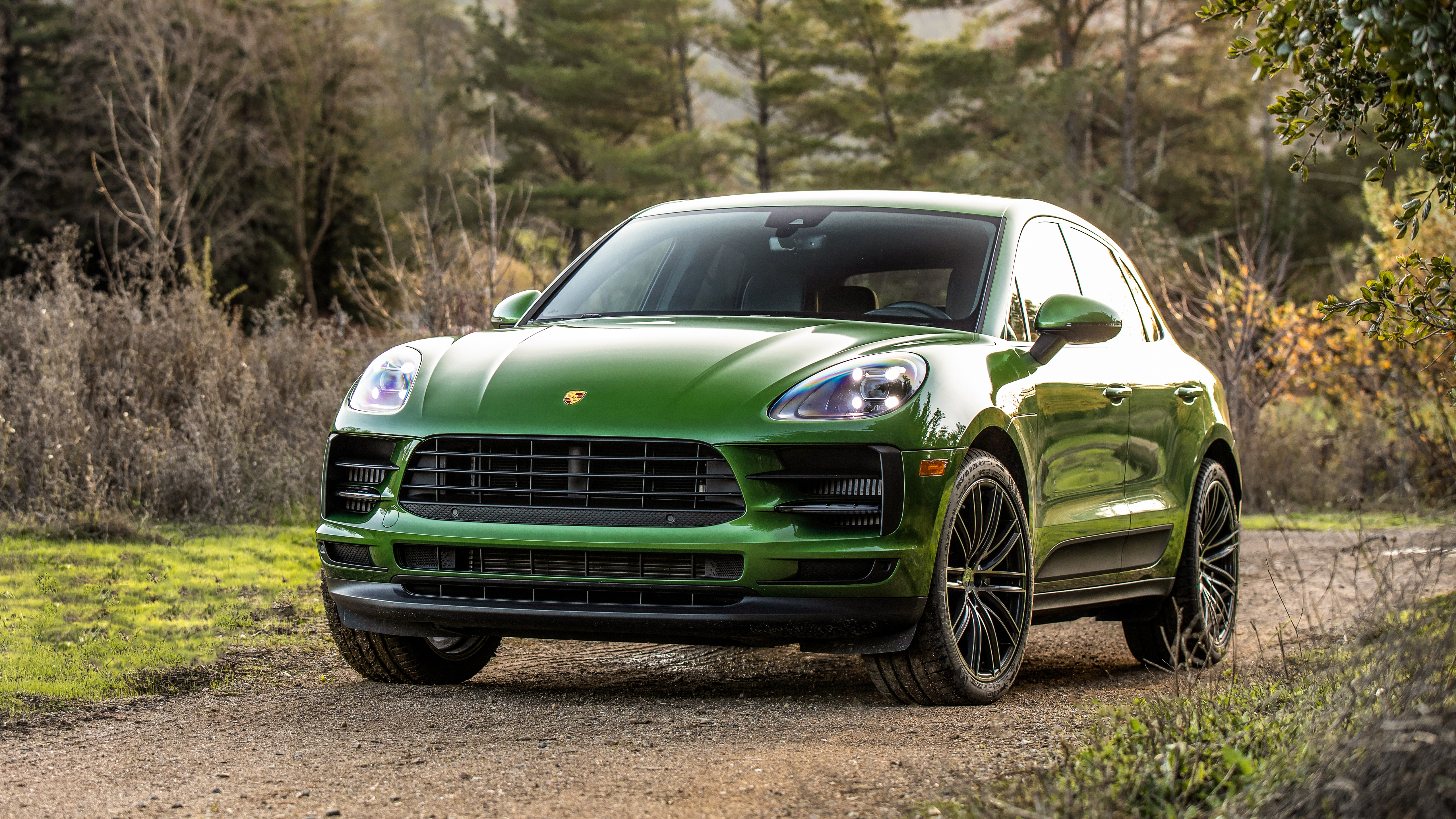 Porsche Macan S Wallpapers