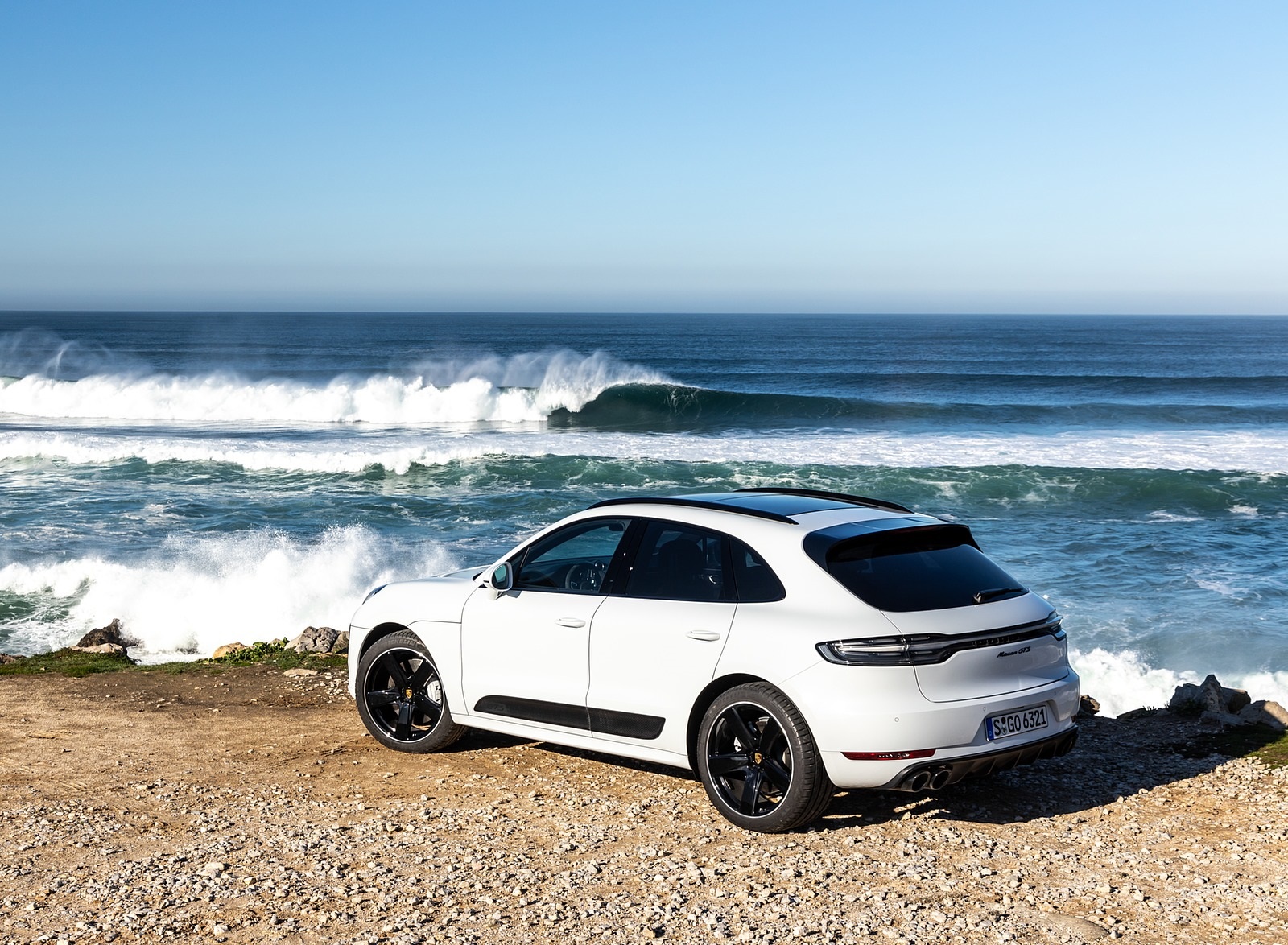 Porsche Macan Wallpapers