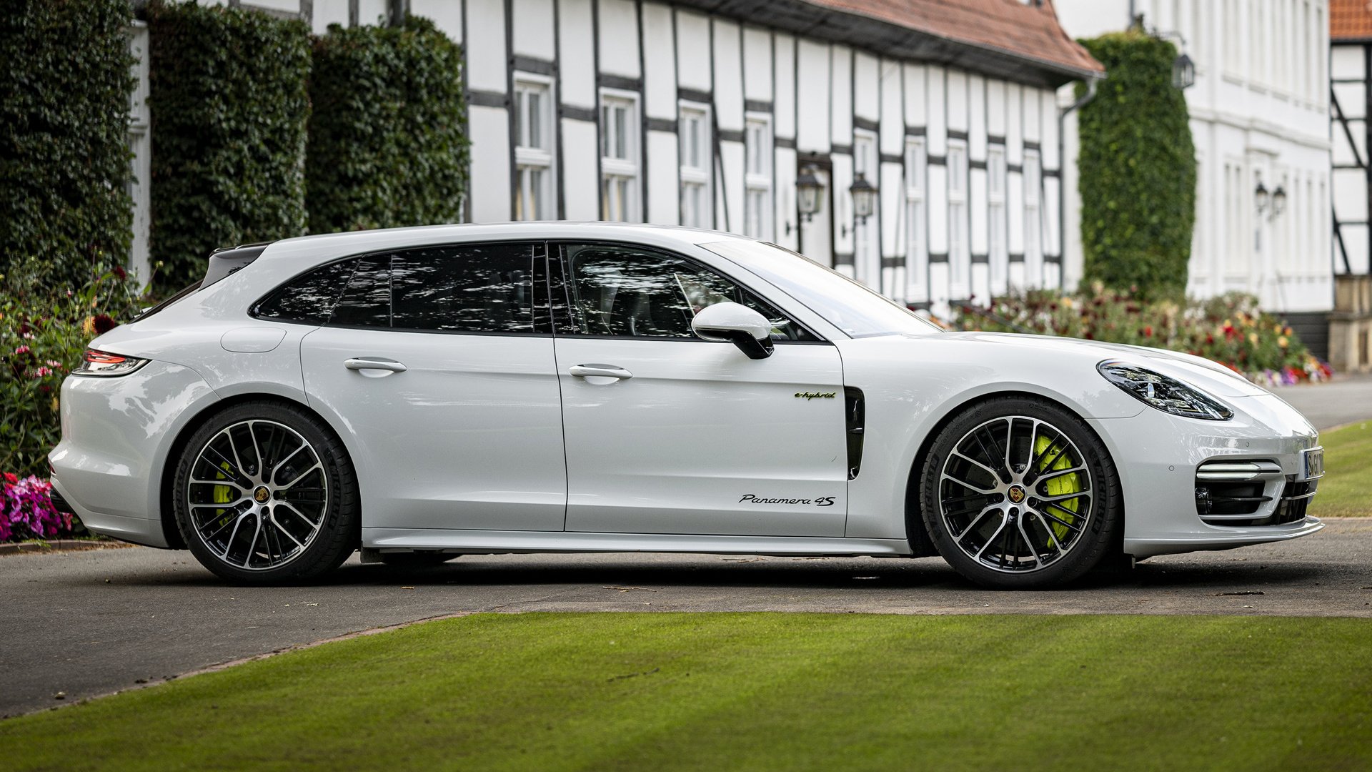 Porsche Panamera 4 E-Hybrid Sport Turismo Sportdesign Package Wallpapers