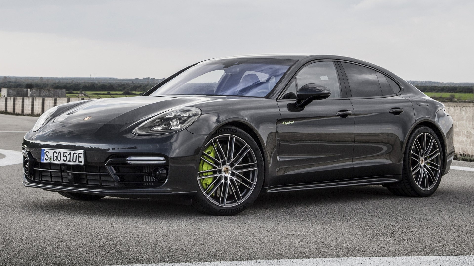 Porsche Panamera 4 E-Hybrid Sportdesign Package Wallpapers