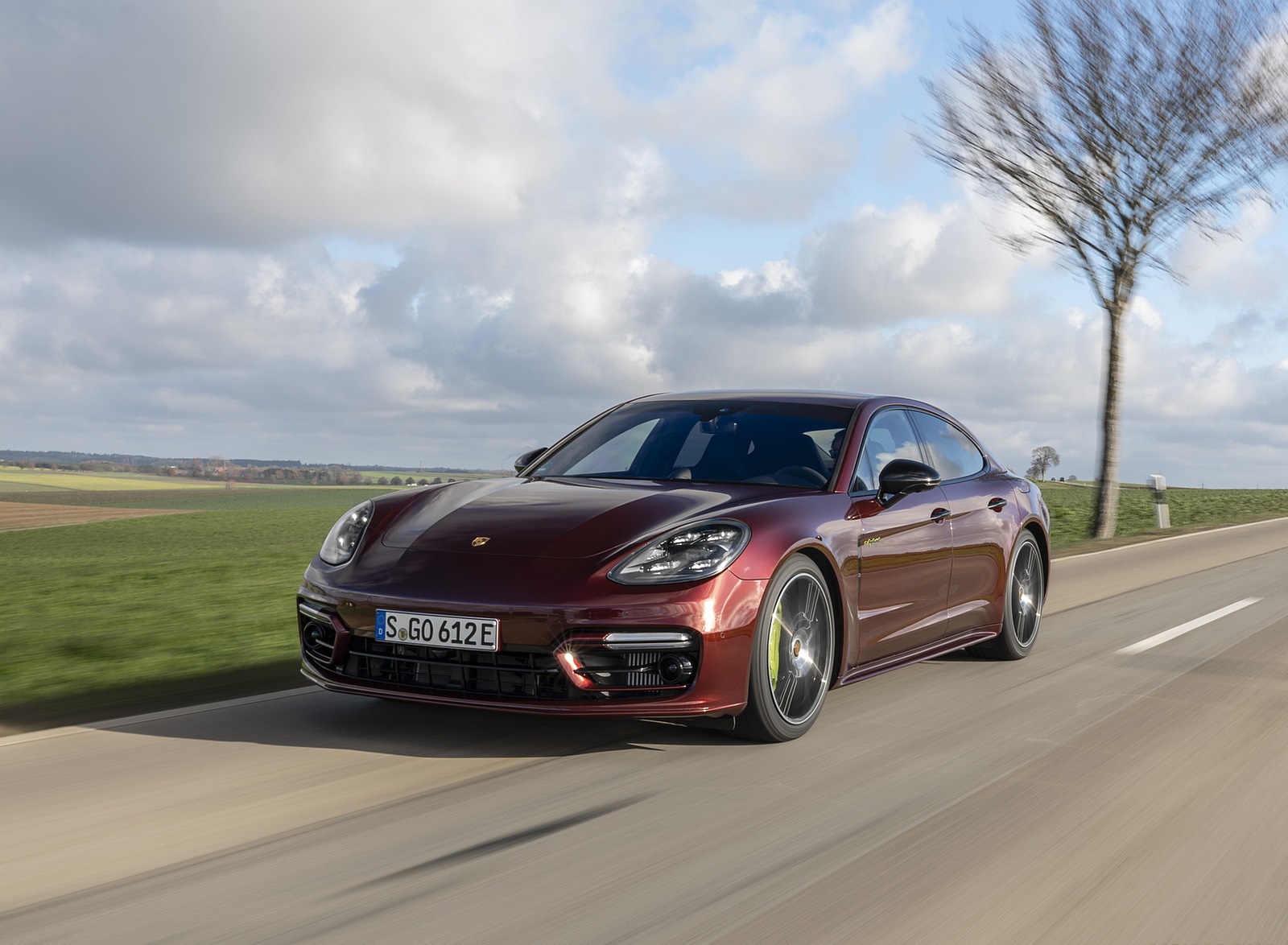 Porsche Panamera 4 E-Hybrid Sportdesign Package Wallpapers