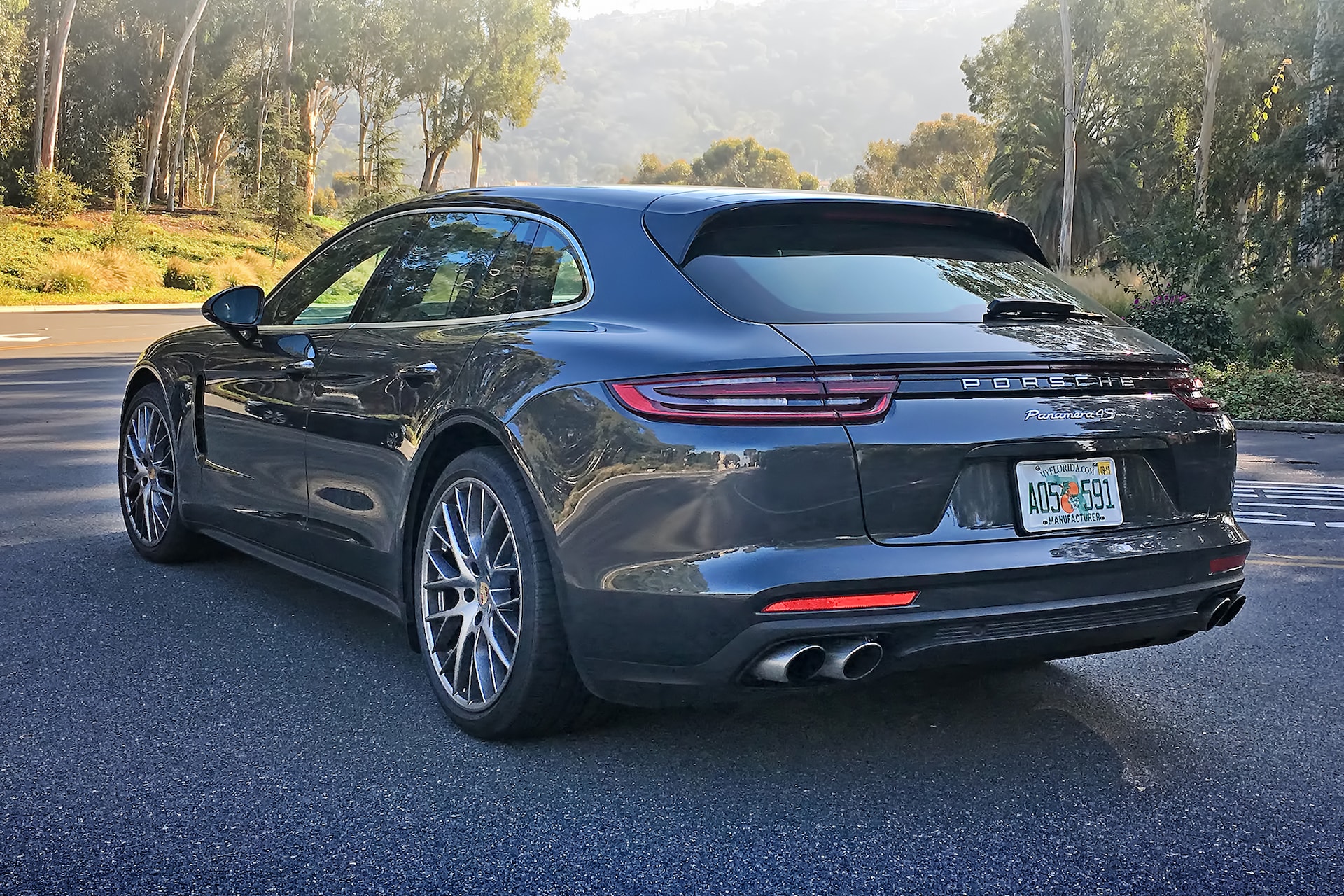 Porsche Panamera 4S Sport Turismo Wallpapers