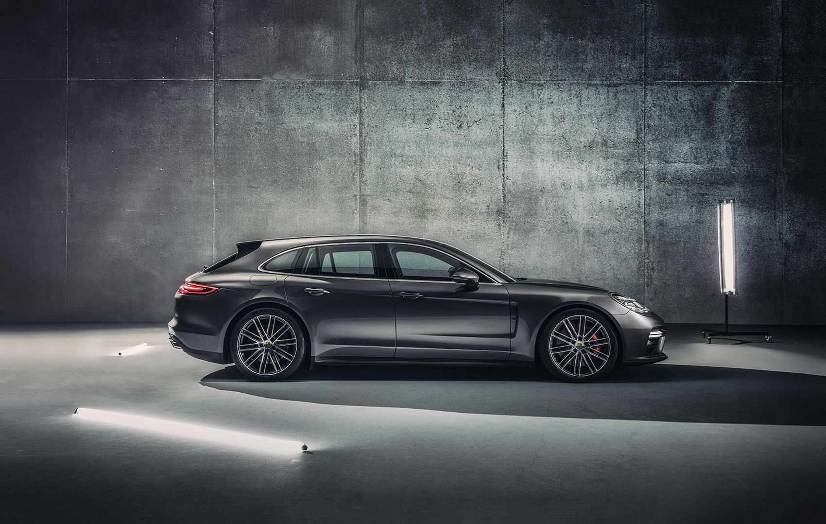 Porsche Panamera 4S Sport Turismo Wallpapers