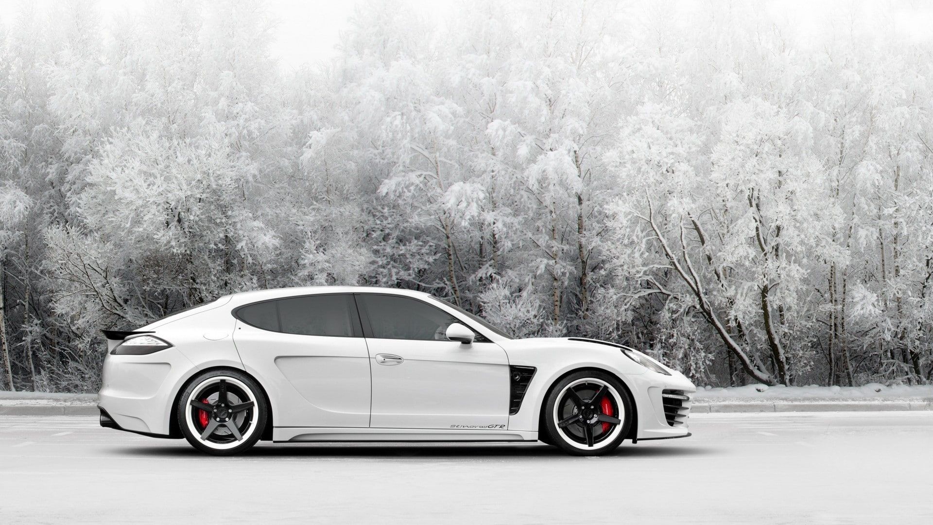 Porsche Panamera 4S Sportdesign Package Wallpapers