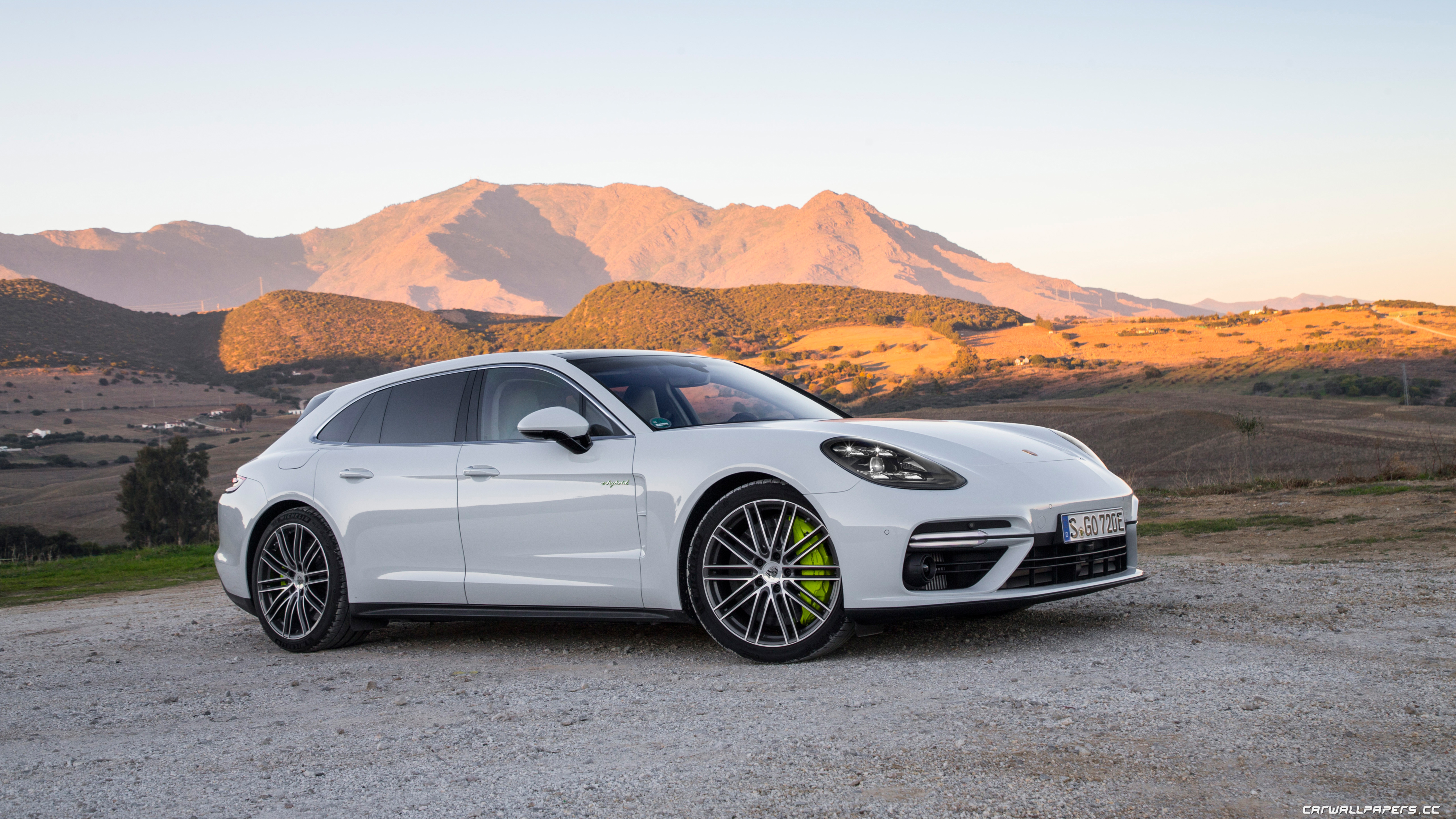 Porsche Panamera Turbo S E-Hybrid Sport Turismo Wallpapers