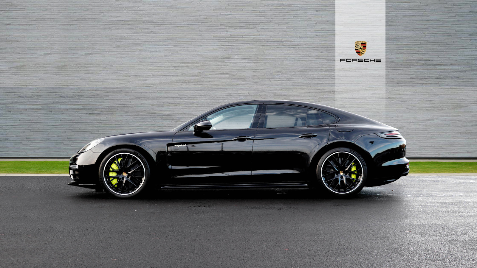 Porsche Panamera Turbo S E-Hybrid Sportdesign Package Wallpapers