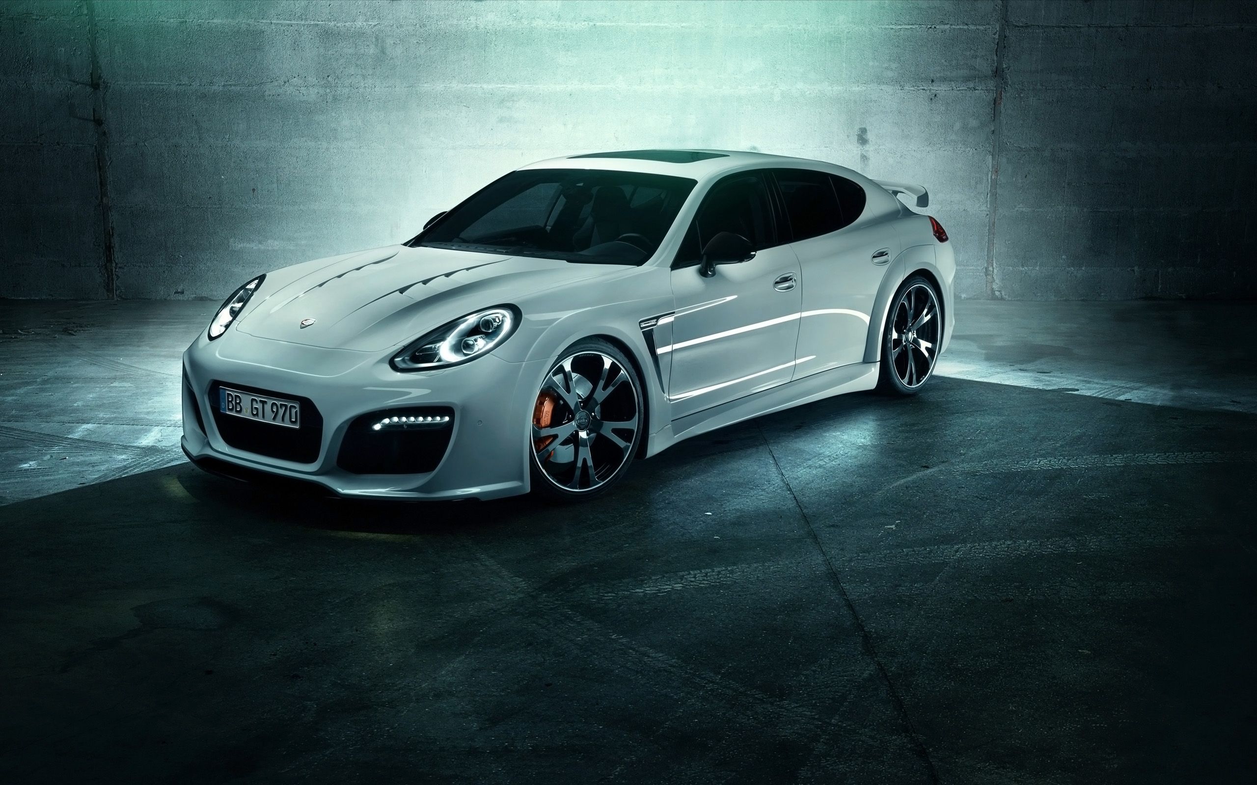 Porsche Panamera Turbo S Sport Turismo Wallpapers