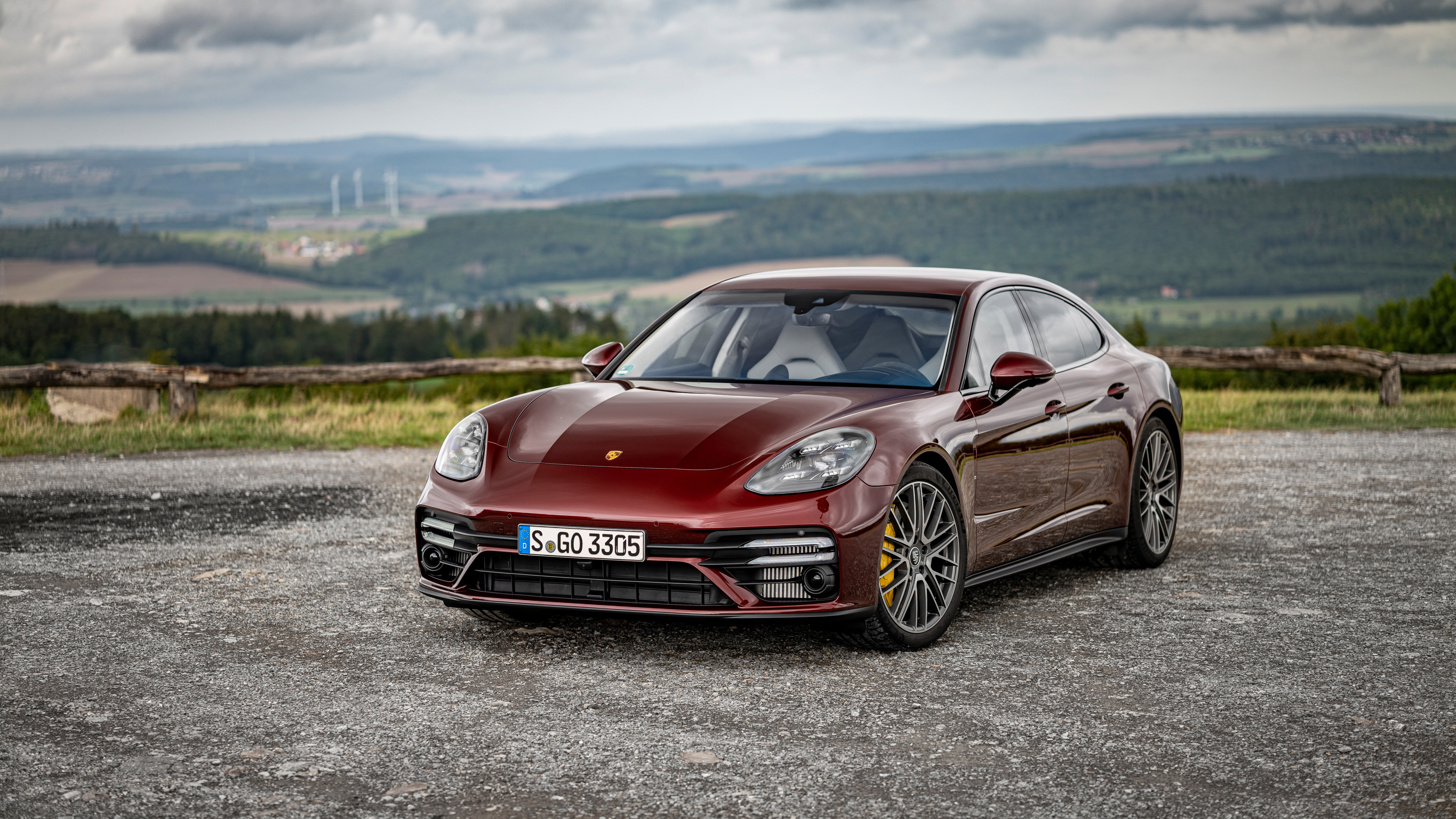 Porsche Panamera Turbo Wallpapers