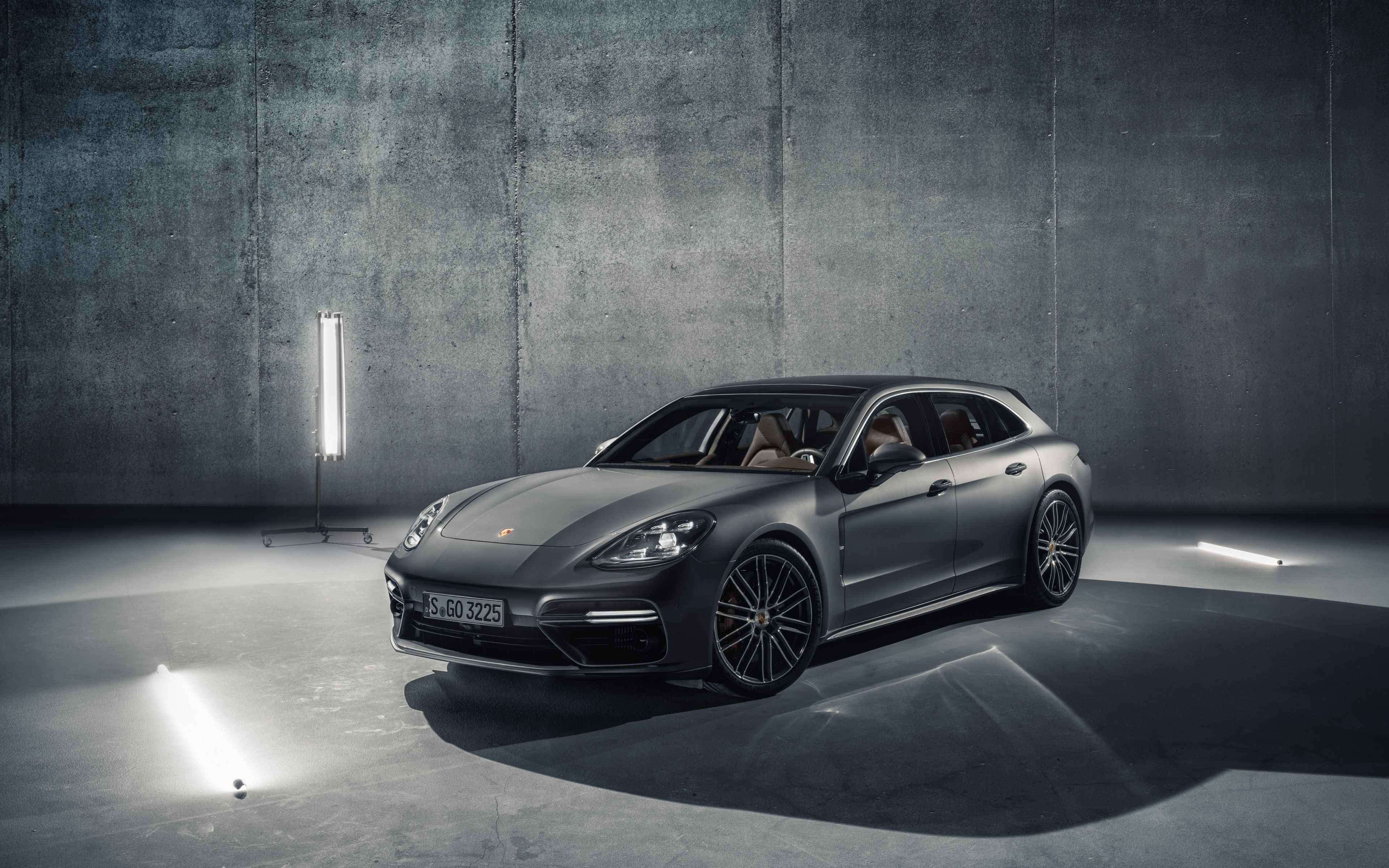 Porsche Panamera Turbo Wallpapers