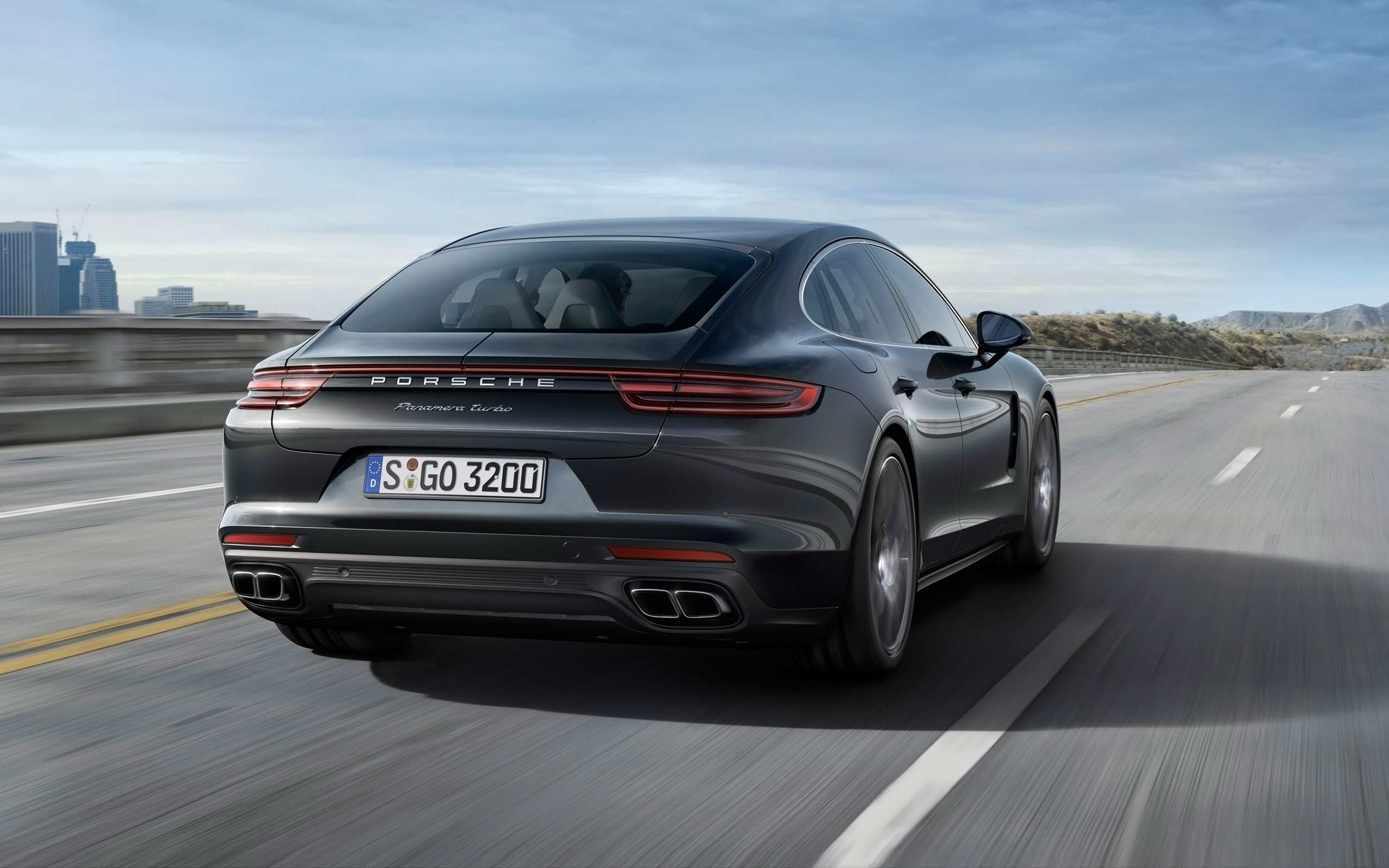 Porsche Panamera Turbo Wallpapers