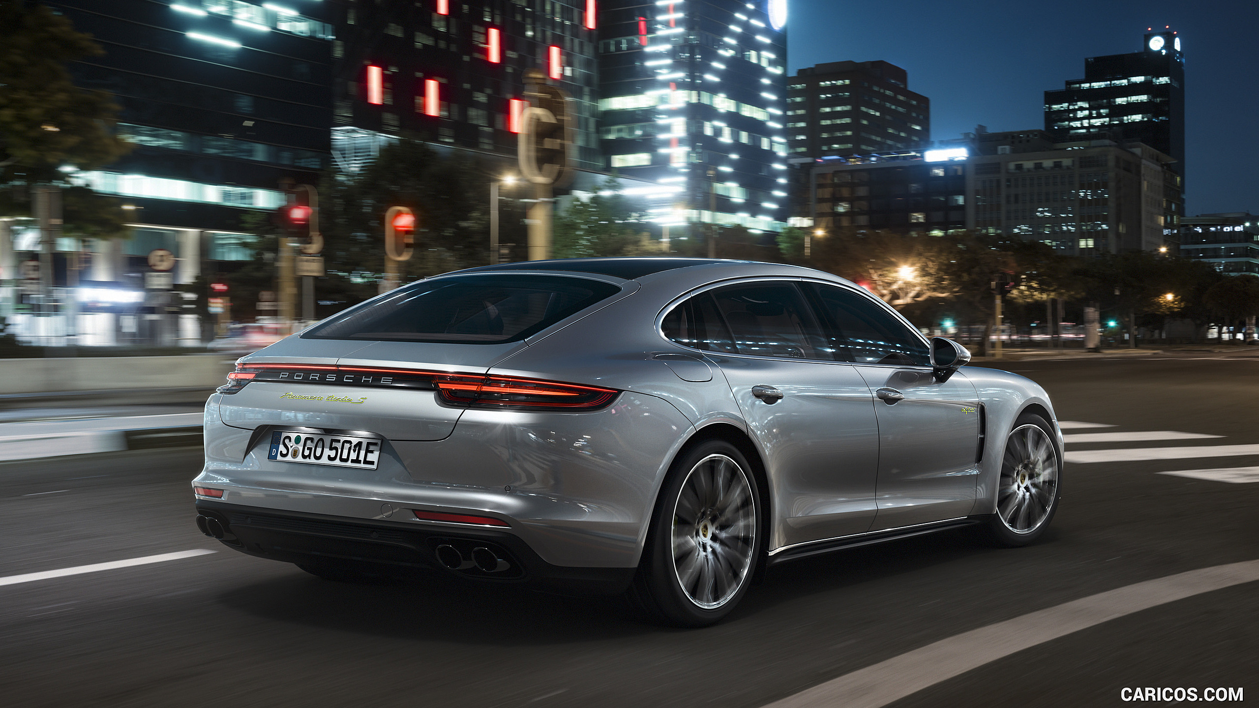 Porsche Panamera Turbo Wallpapers