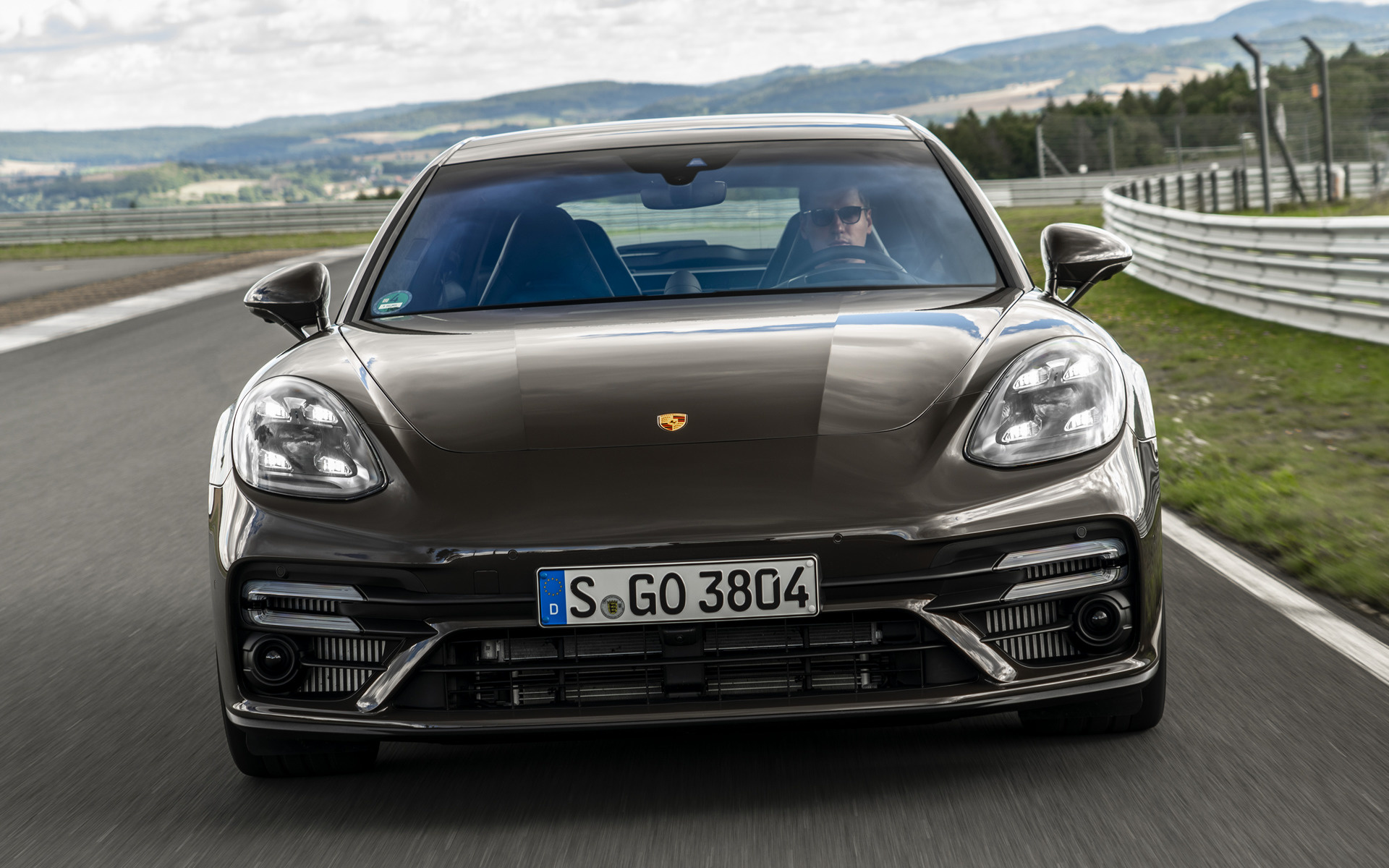 Porsche Panamera Turbo Wallpapers