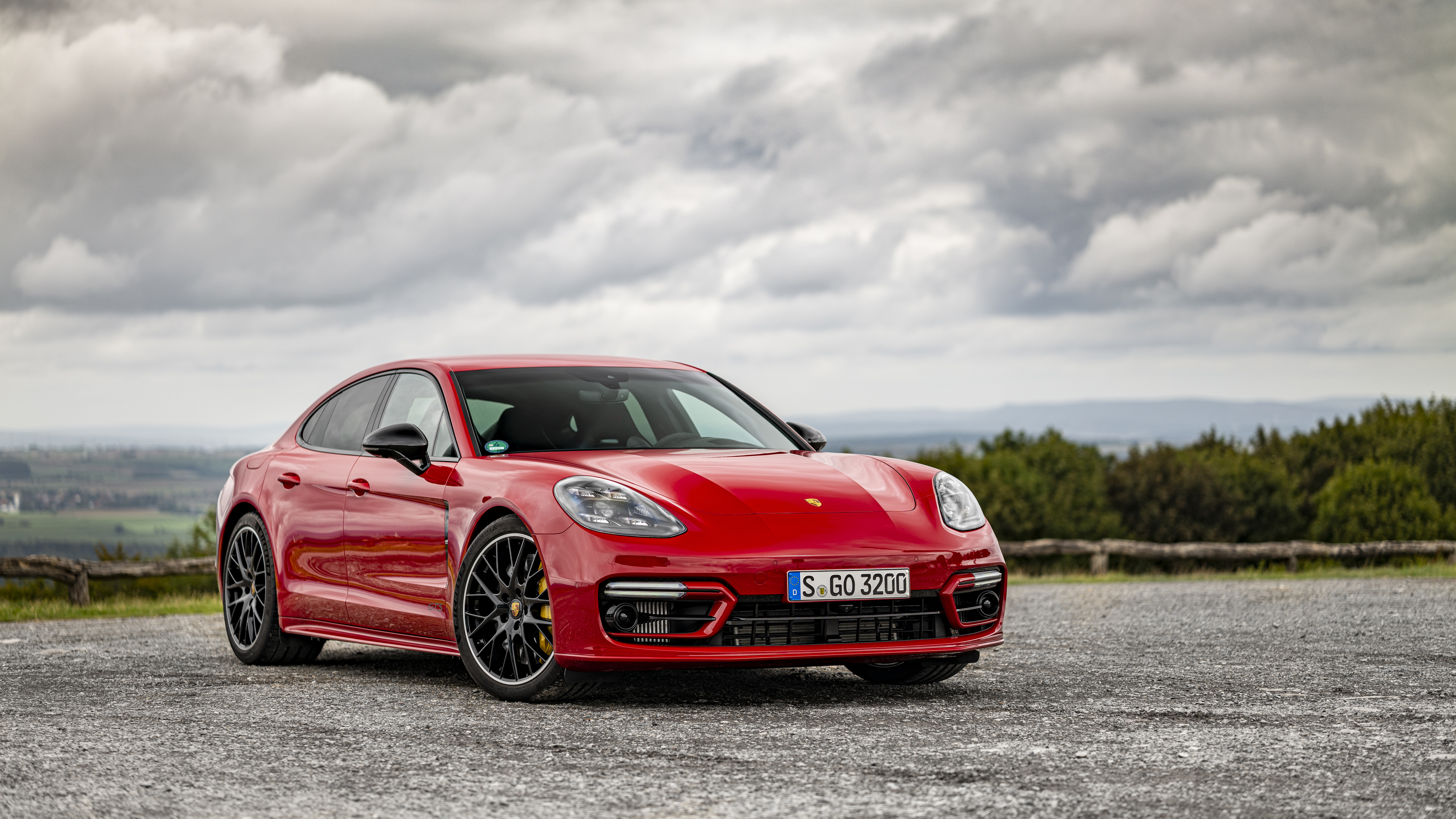 Porsche Panamera Wallpapers