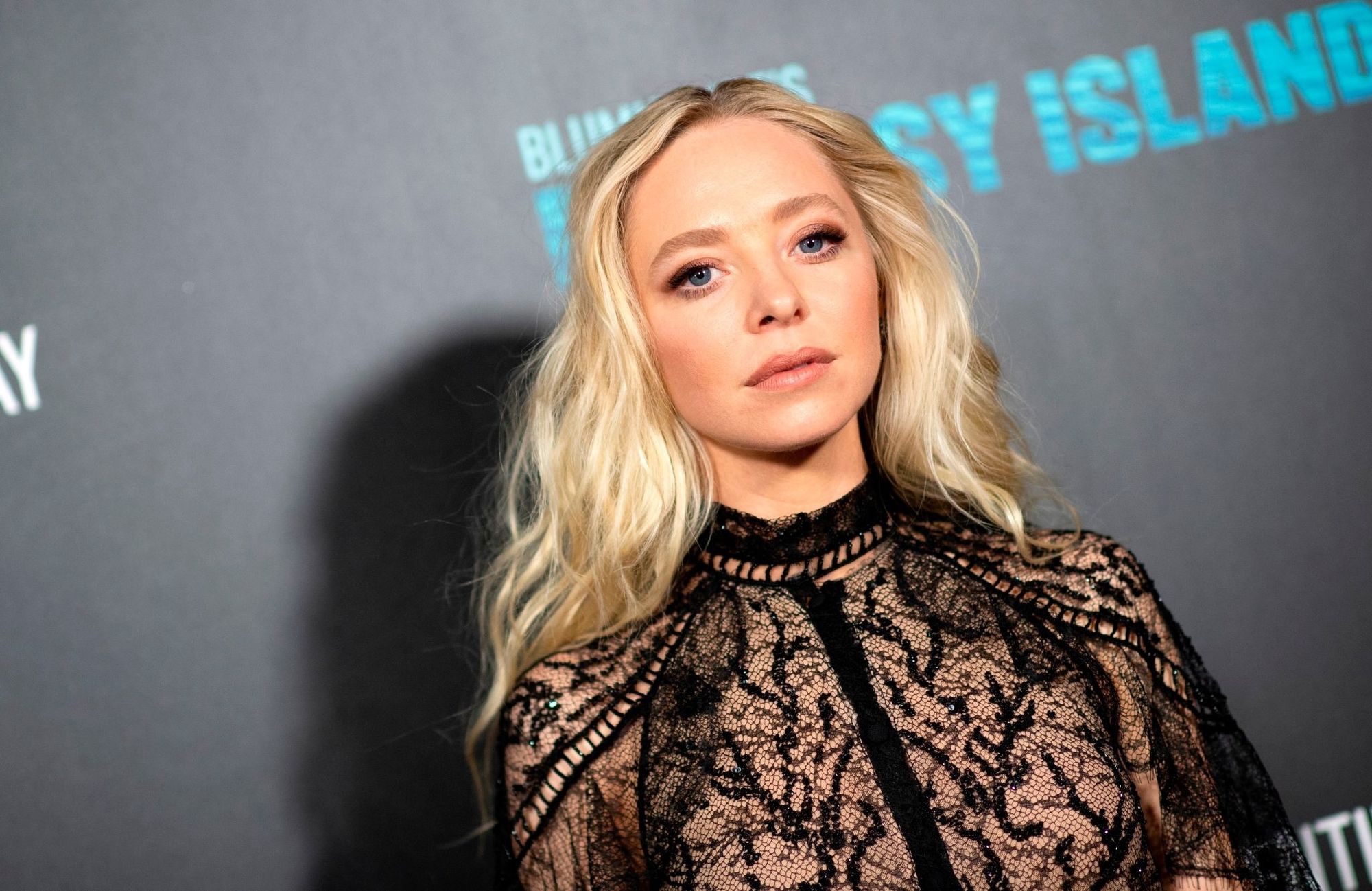 Portia Doubleday Wallpapers