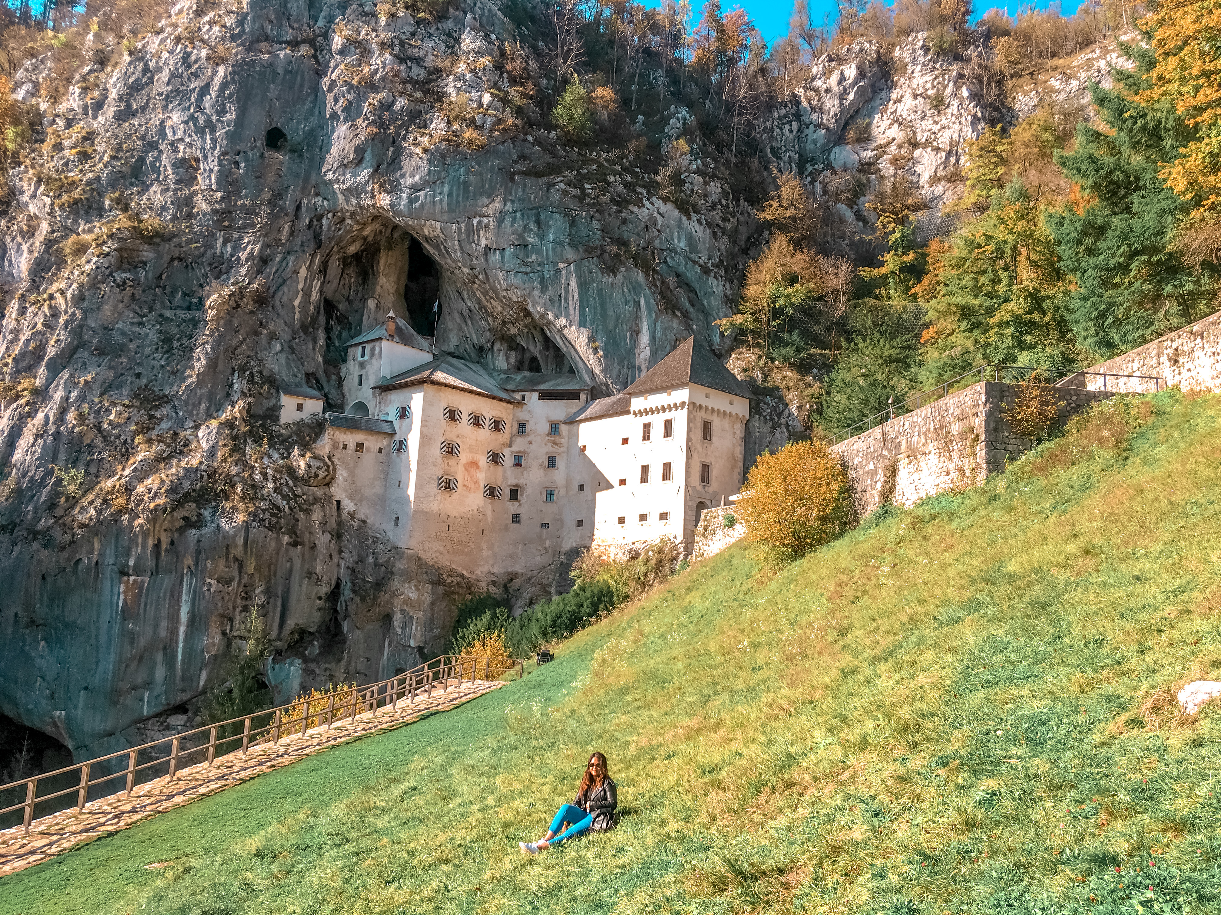 Predjama Castle Wallpapers