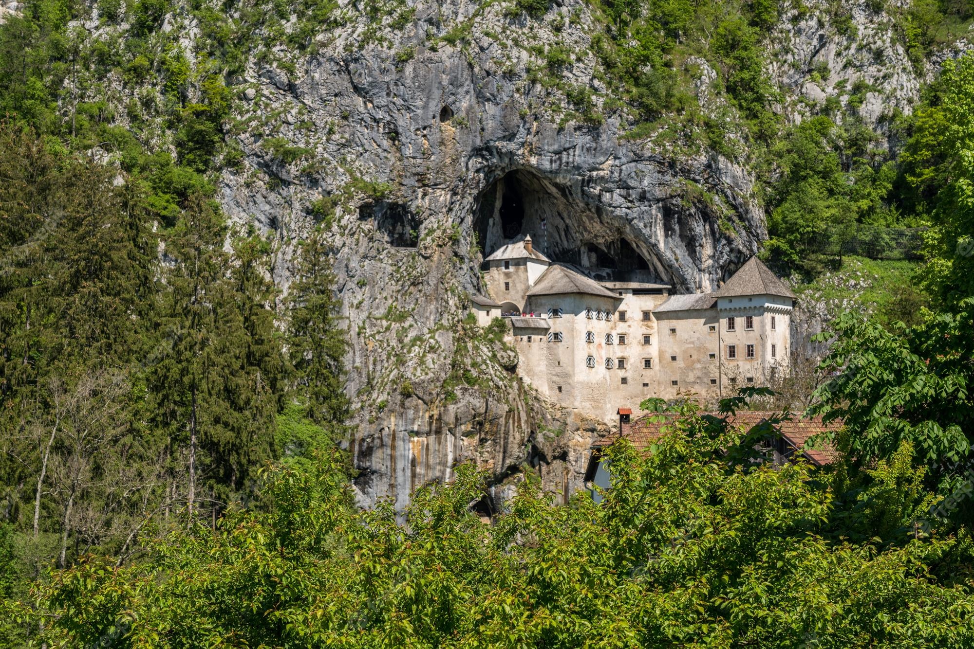 Predjama Castle Wallpapers