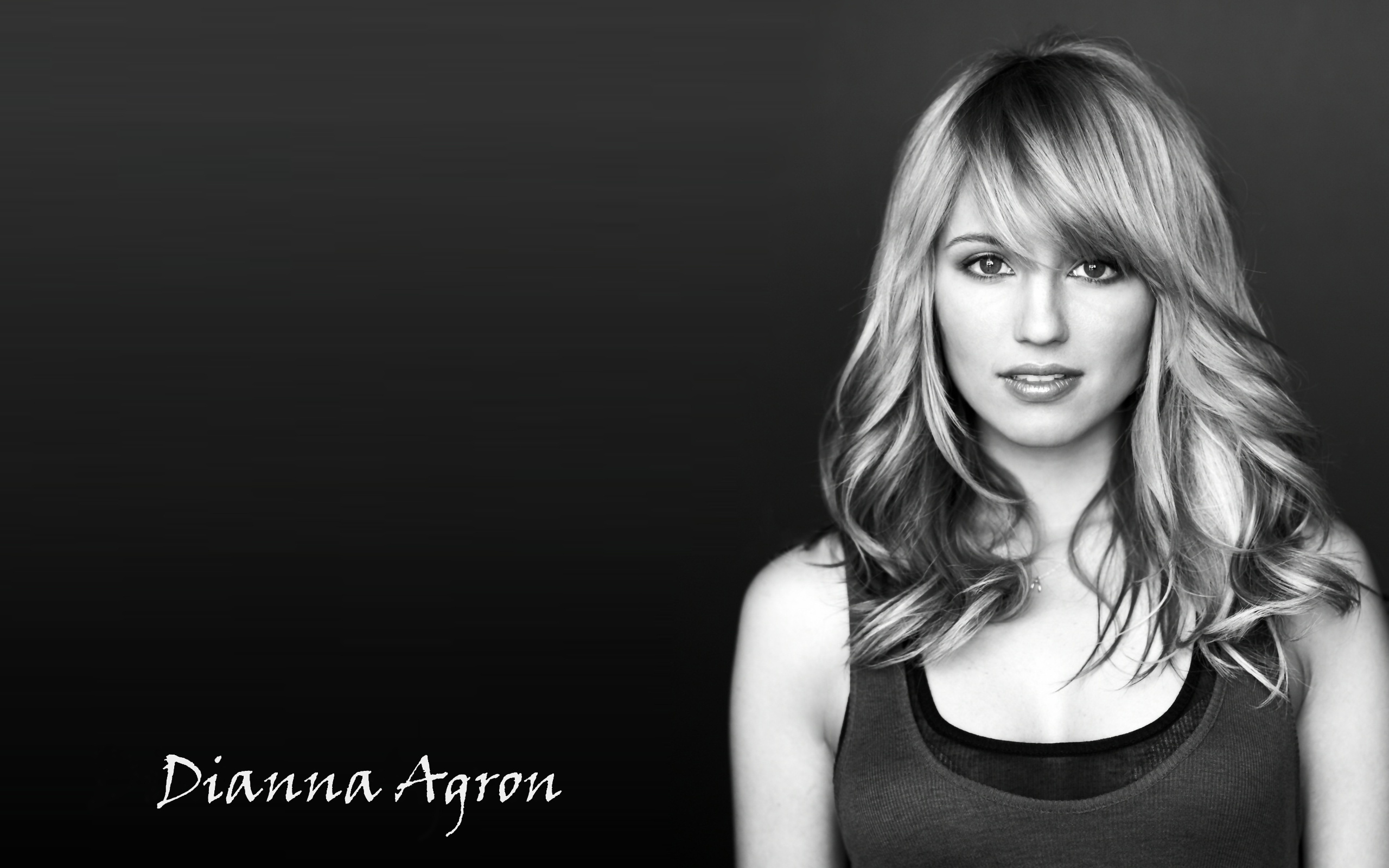 Pretty Dianna Agron Wallpapers