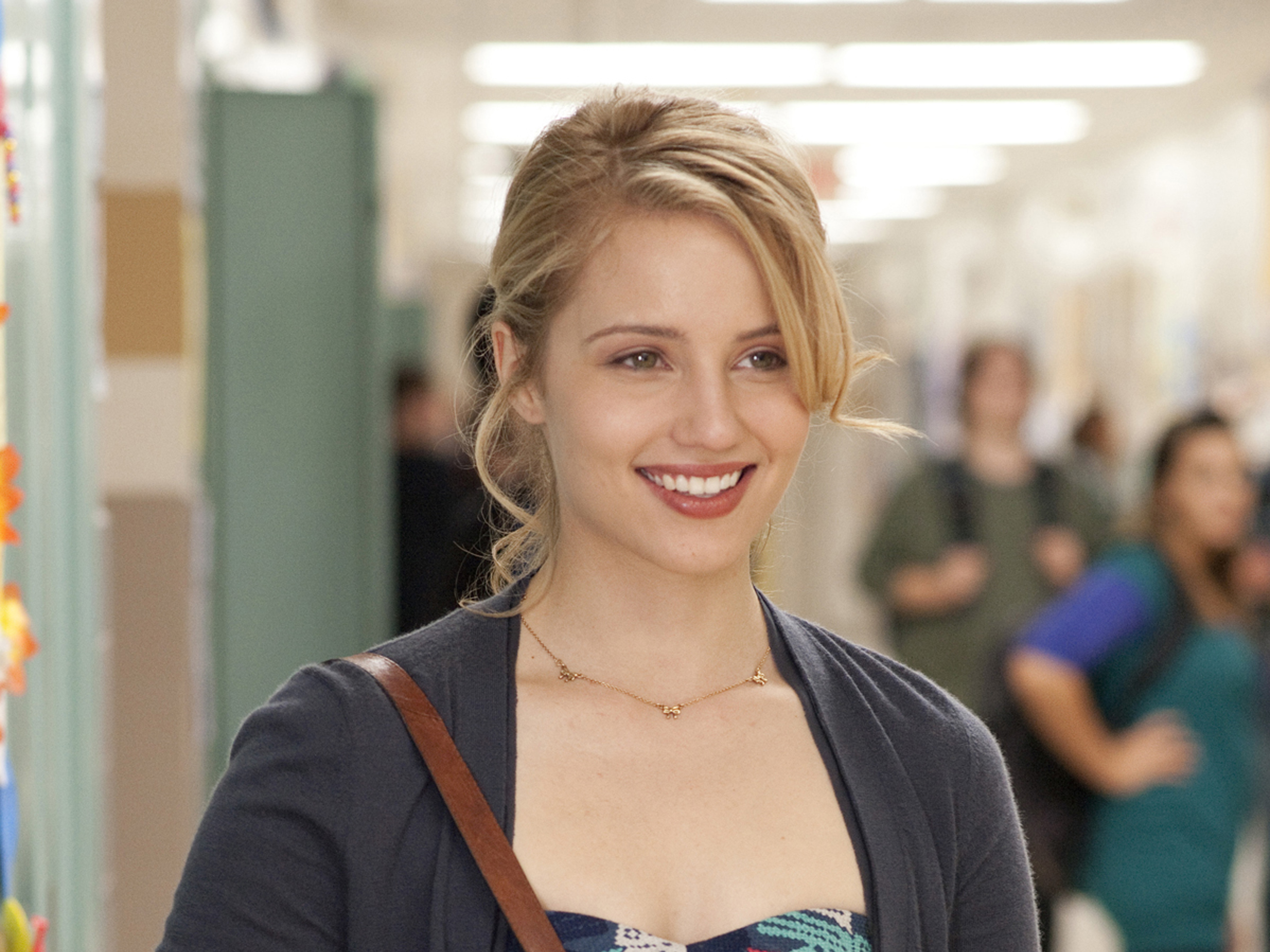 Pretty Dianna Agron Wallpapers