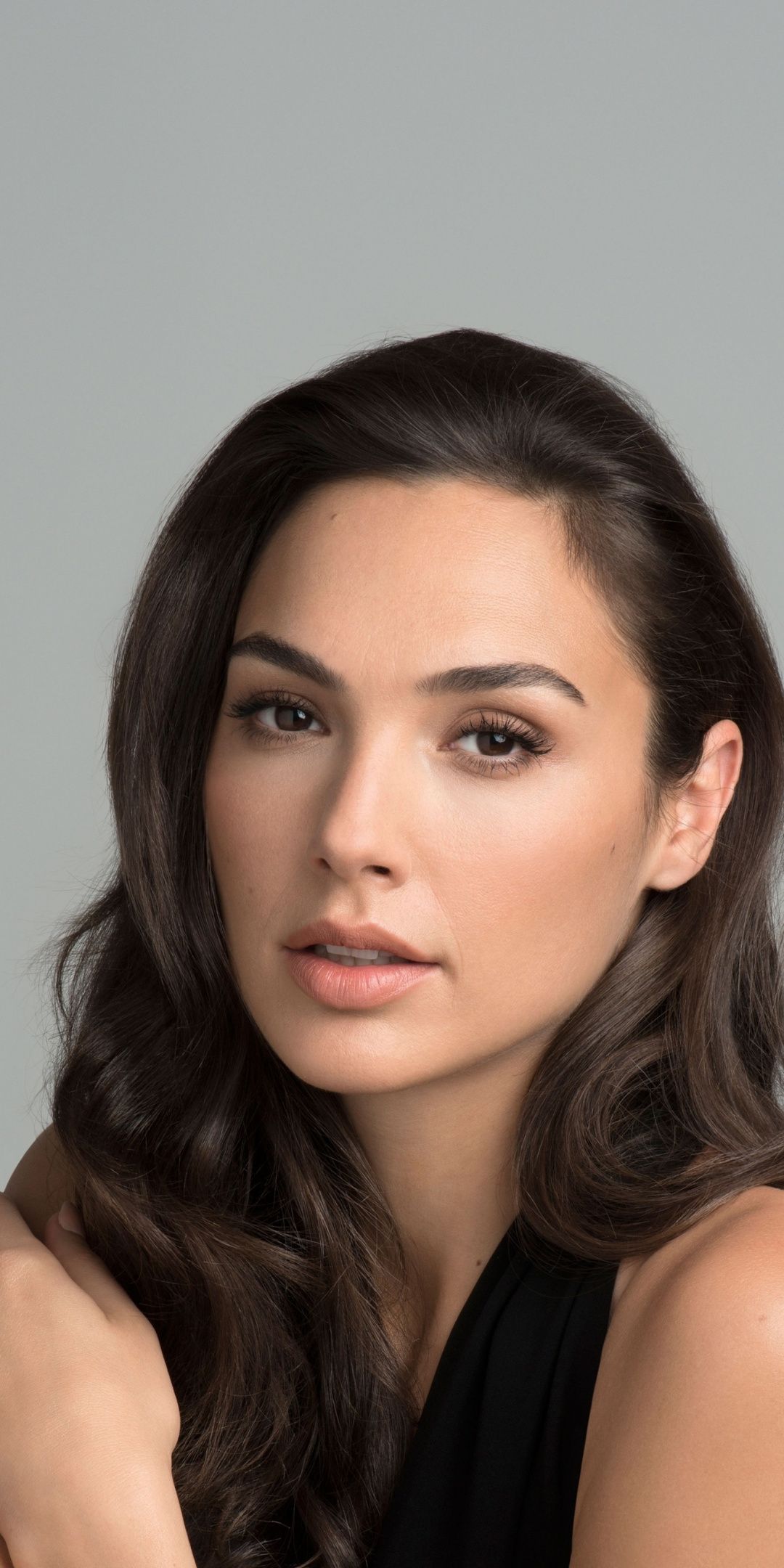 Pretty Gal Gadot For Glamor Magazine Wallpapers