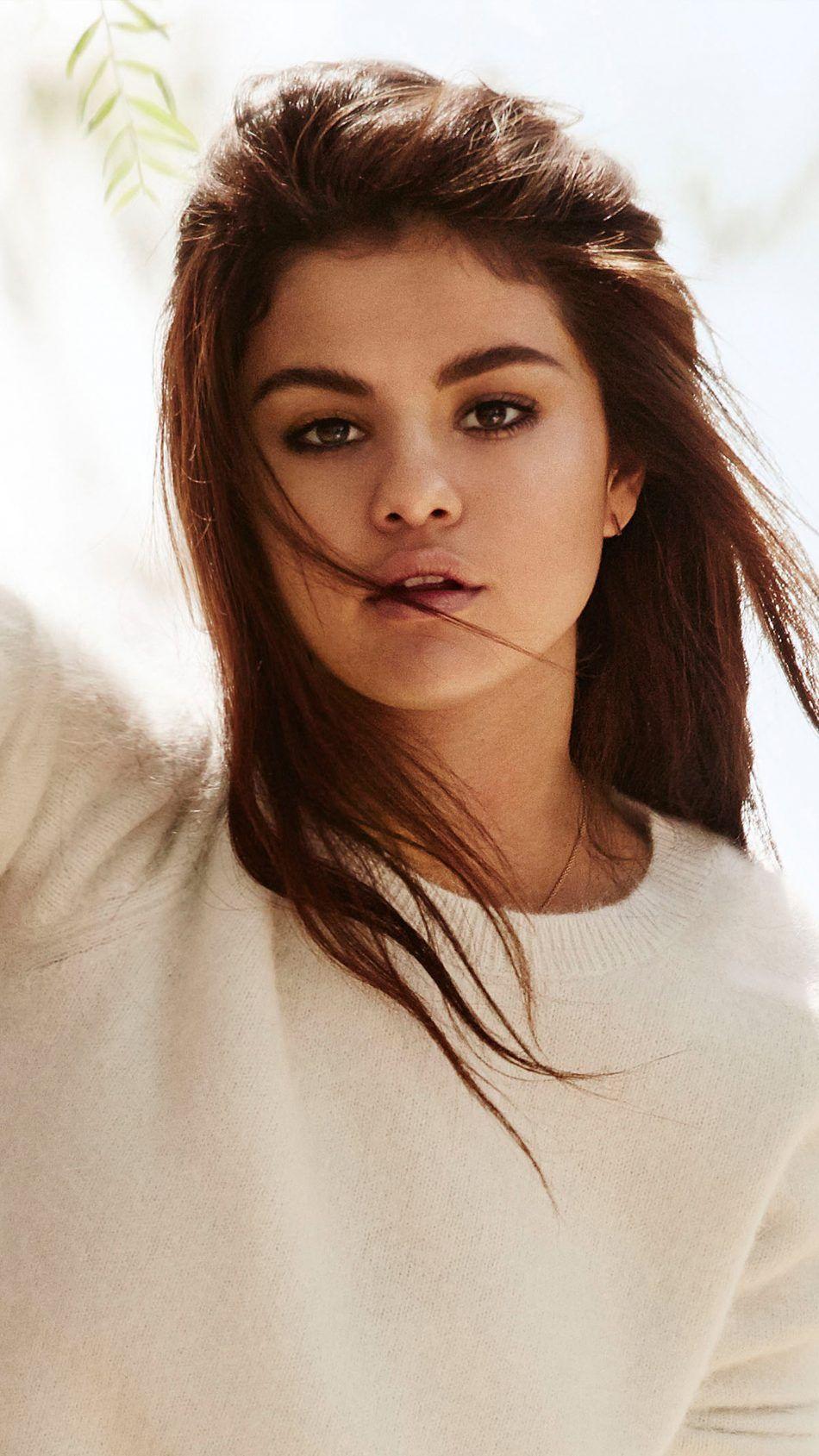 Pretty Selena Gomez 2020 Wallpapers