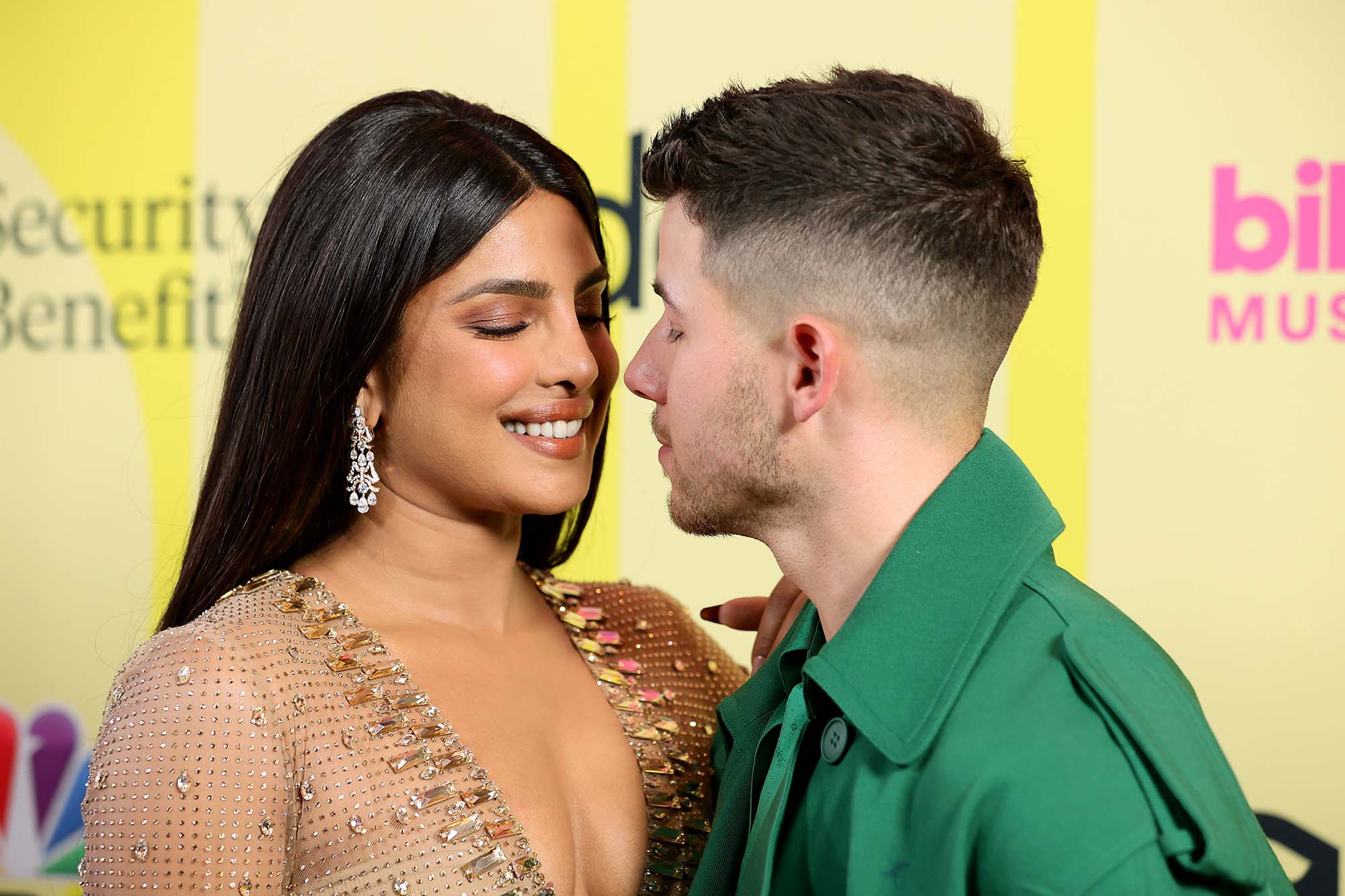 Priyanka Chopra Jonas &amp; Nick Jonas 2021 Wallpapers