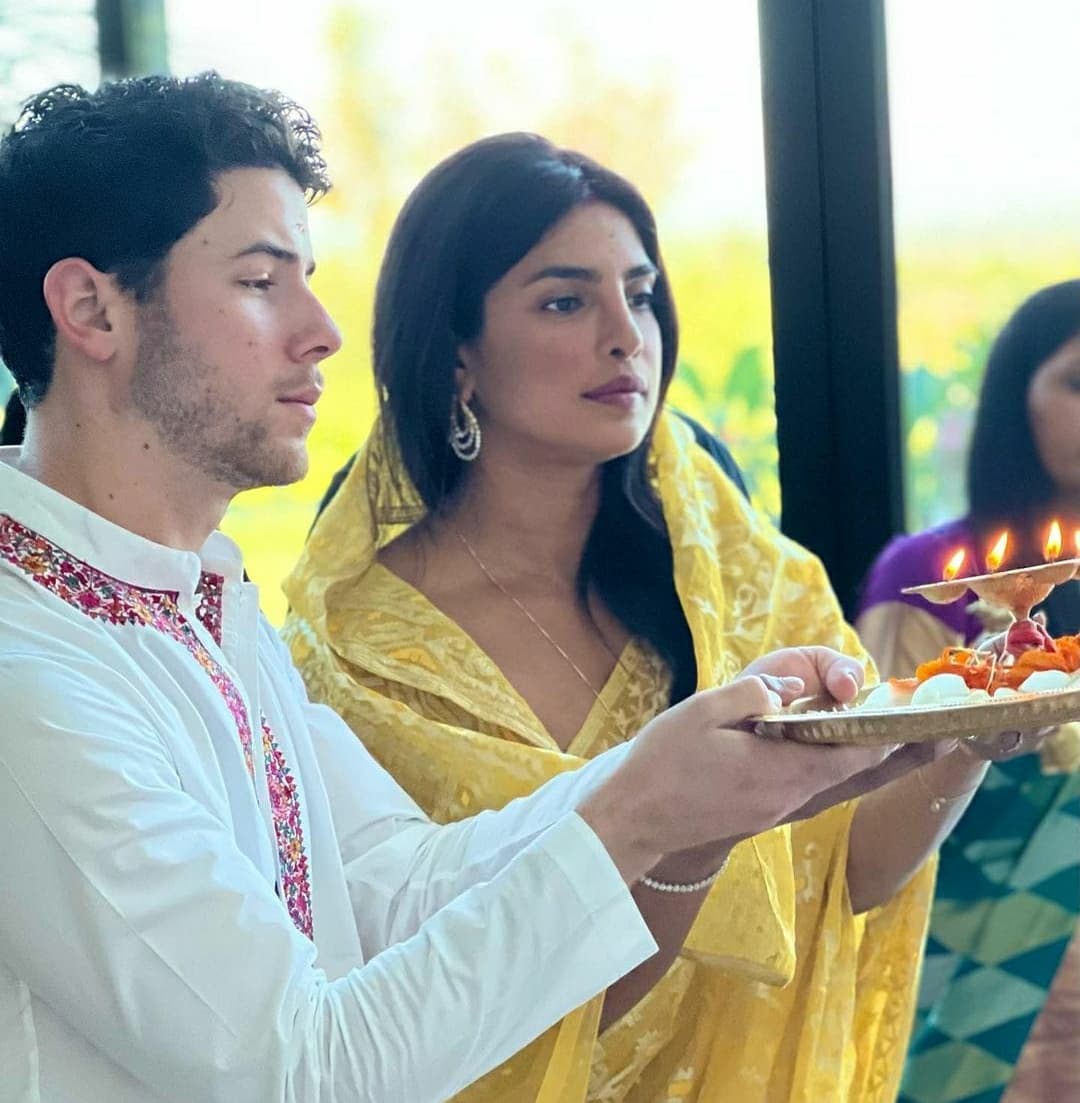 Priyanka Chopra Jonas &amp; Nick Jonas Wallpapers