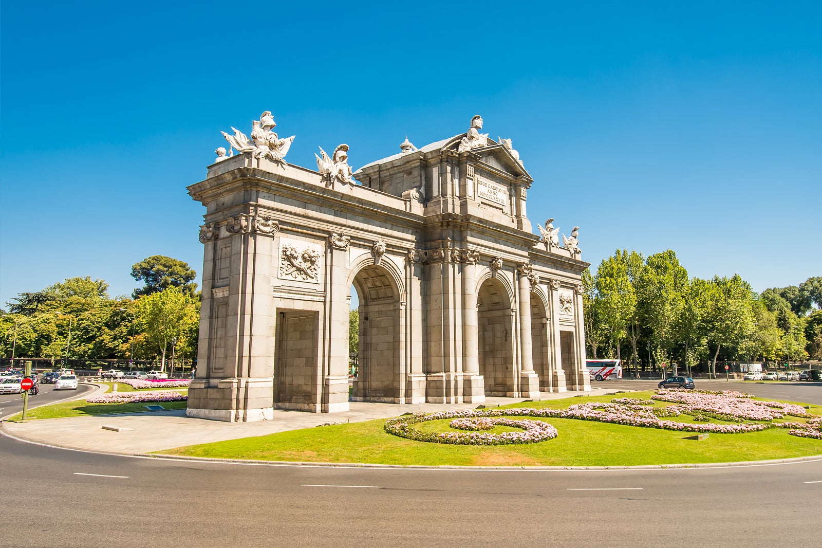 Puerta De Alcala Wallpapers