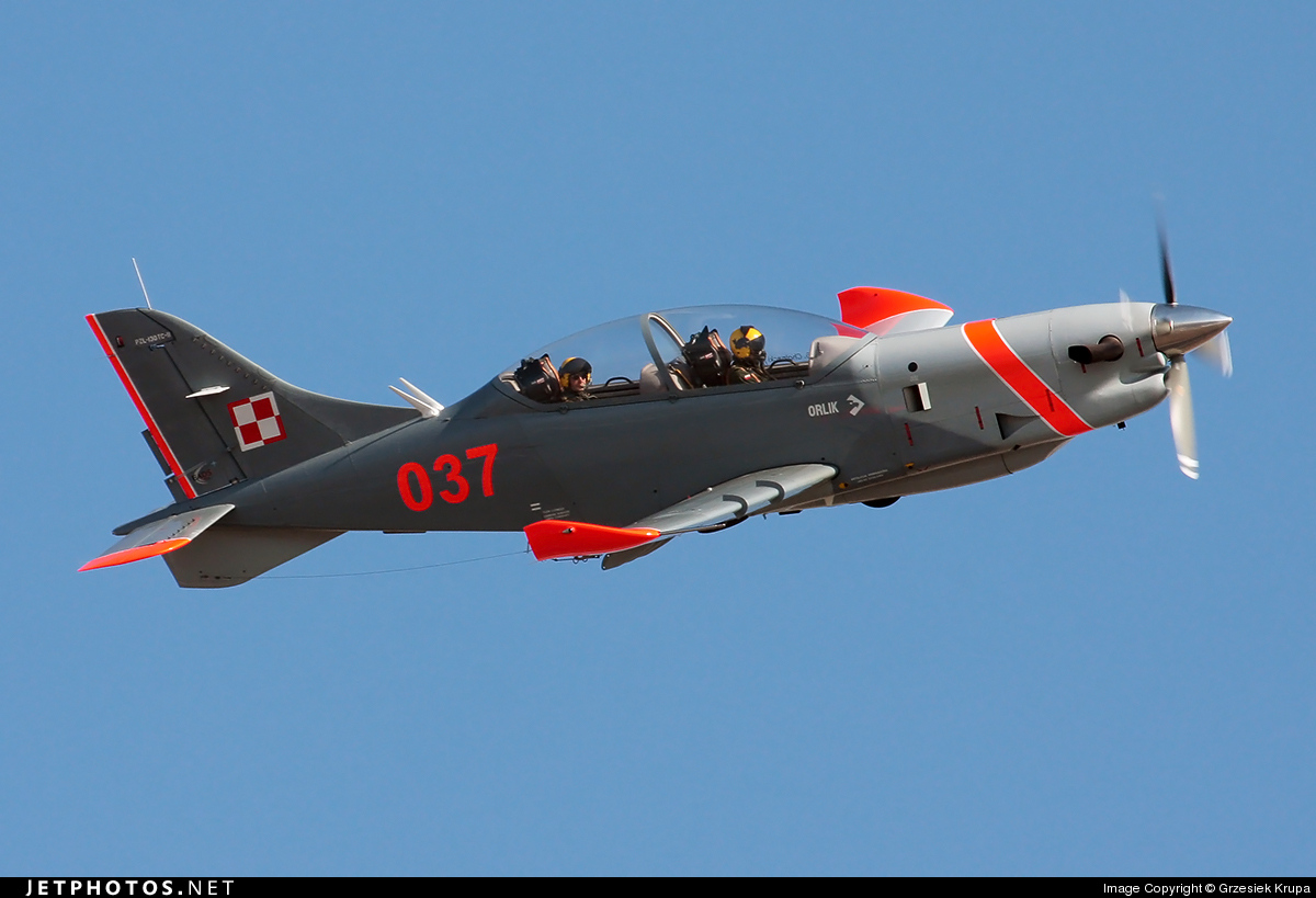 Pzl-130 Orlik Wallpapers