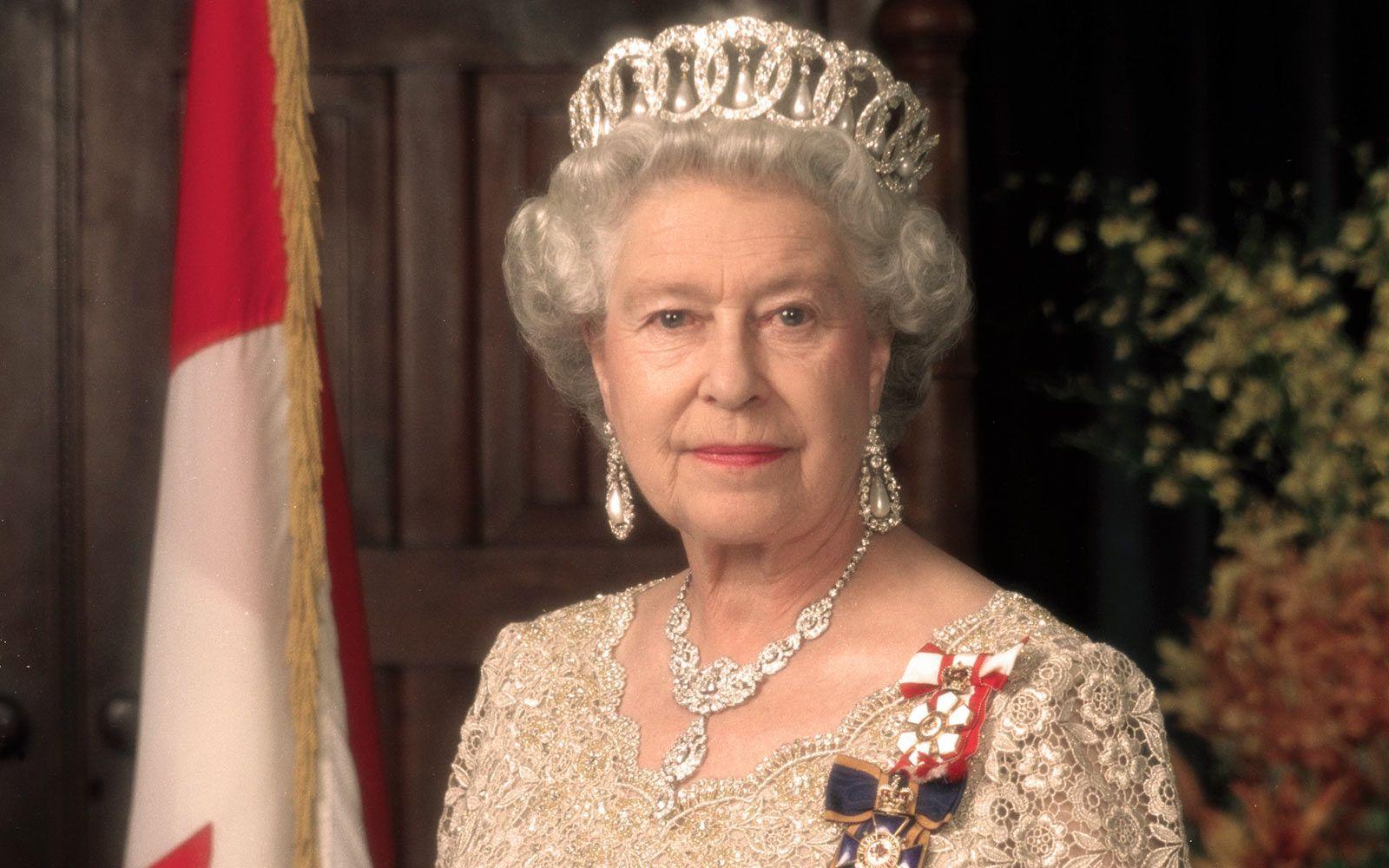 Queen Elizabeth II Wallpapers