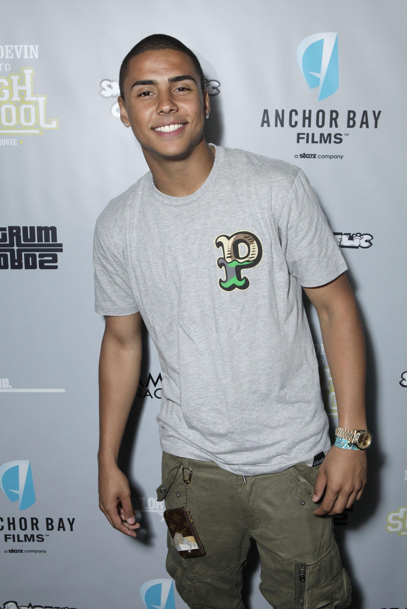 Quincy Brown Wallpapers