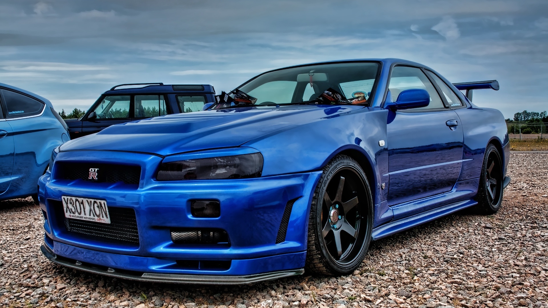 R34 Wallpapers