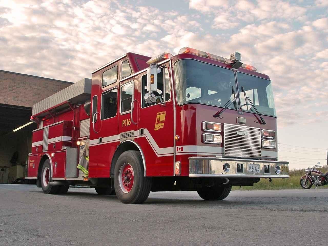 Raba Fire Truck Wallpapers