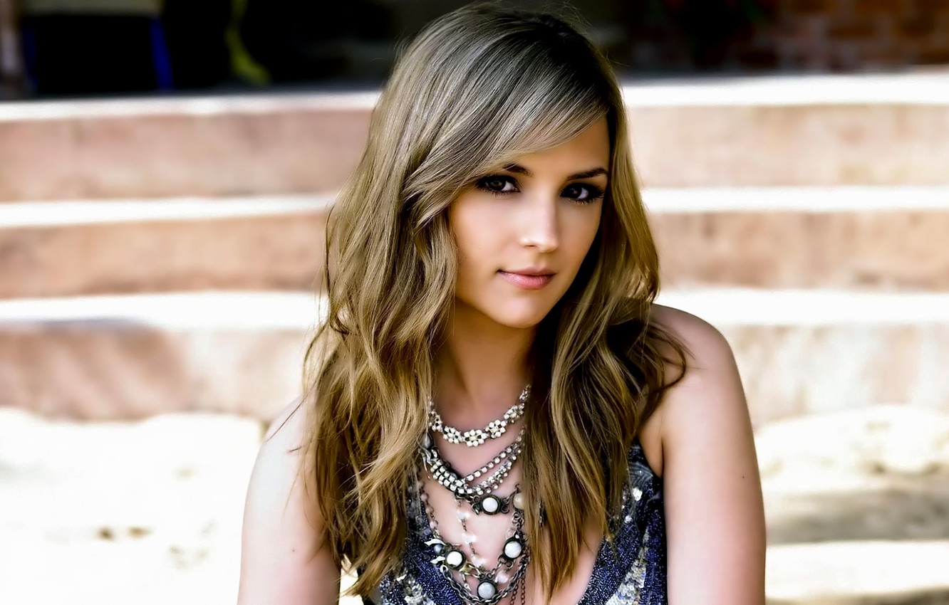 Rachael Leigh Cook Wallpapers