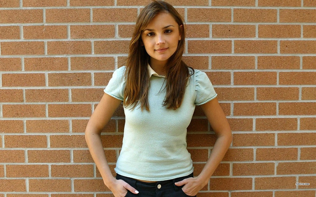 Rachael Leigh Cook Wallpapers