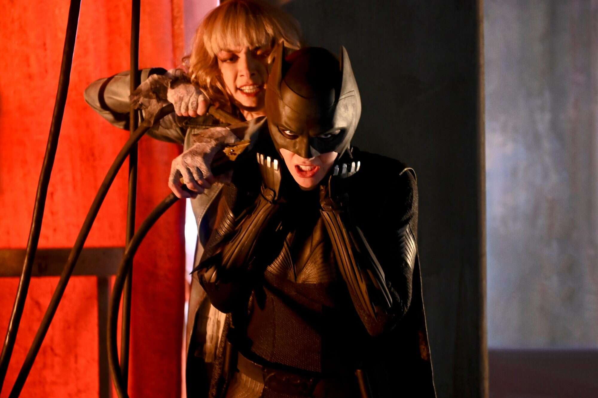 Rachel Skarsten As Alice In Batwoman Wallpapers