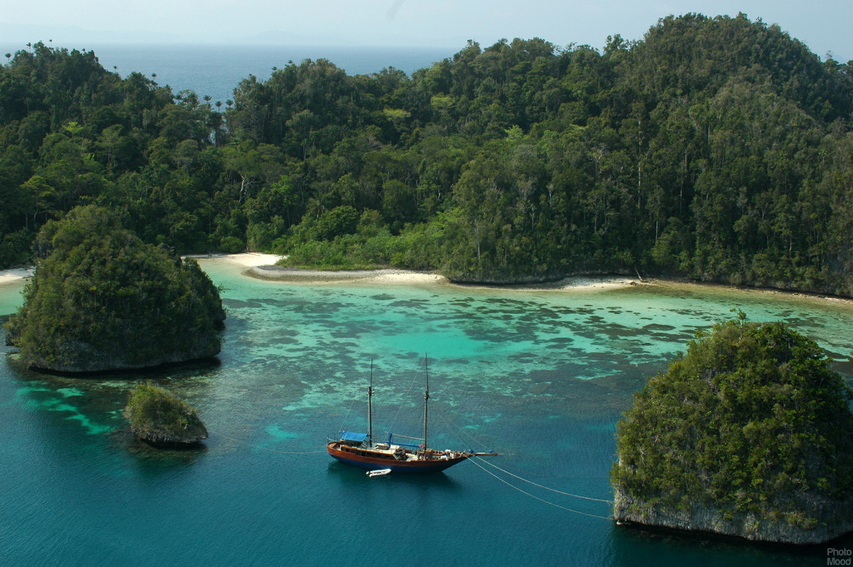 Raja Ampat Islands Wallpapers