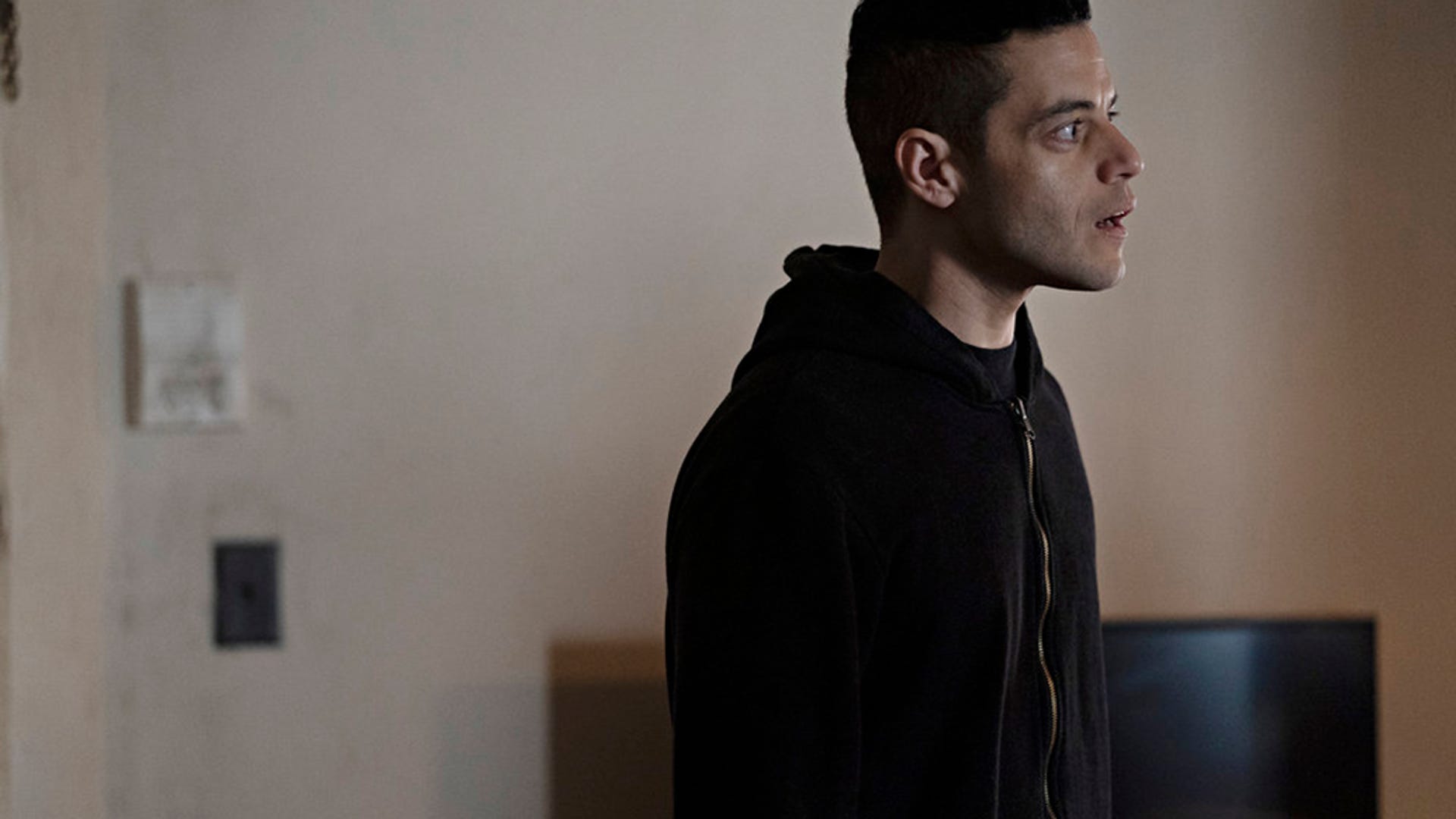 Rami Malek Mr Robot Season 3 Wallpapers