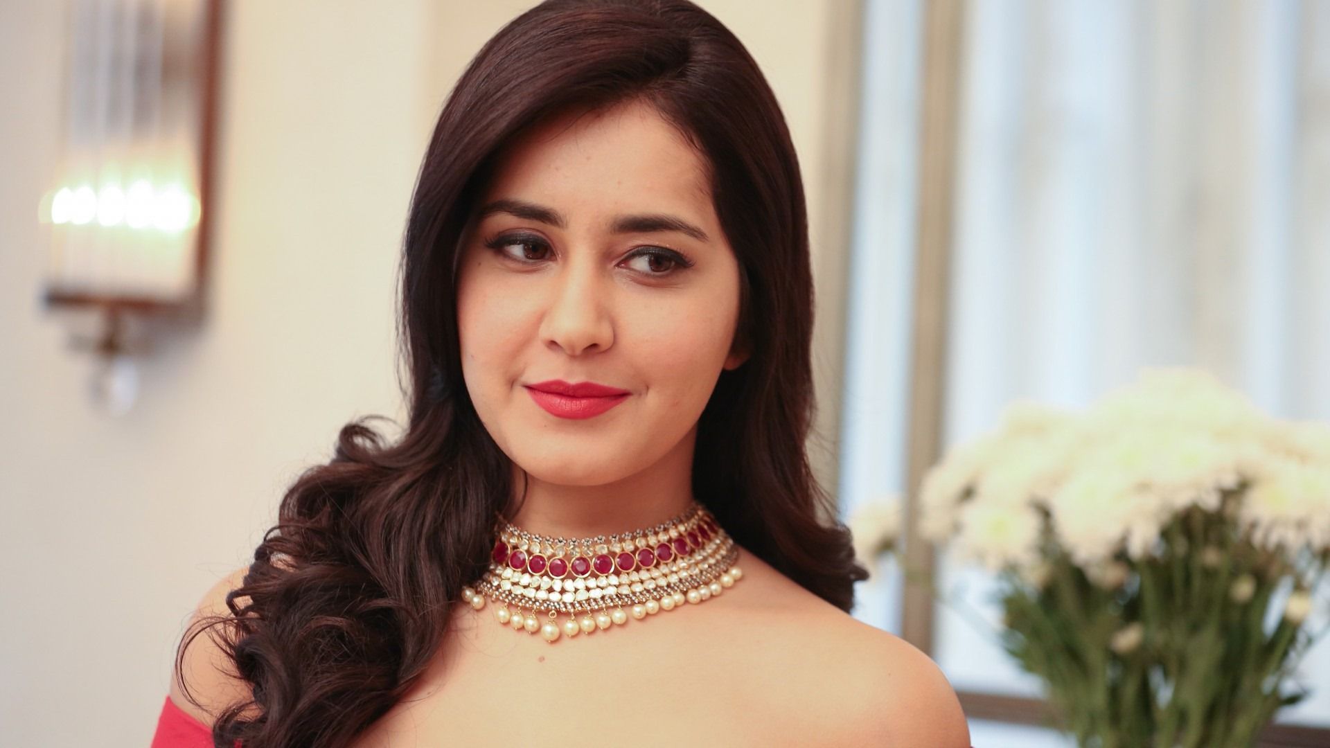 Rashi Khanna Wallpapers