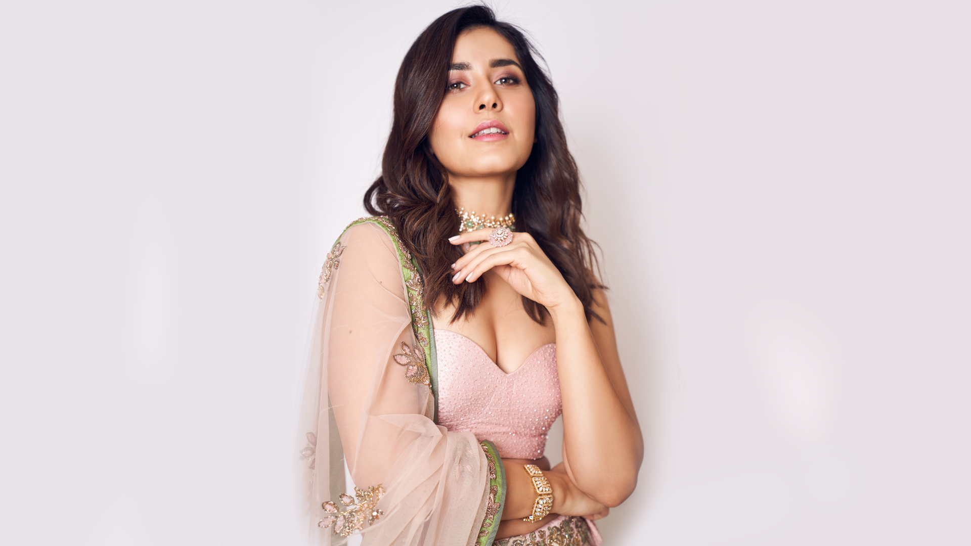 Rashi Khanna Wallpapers