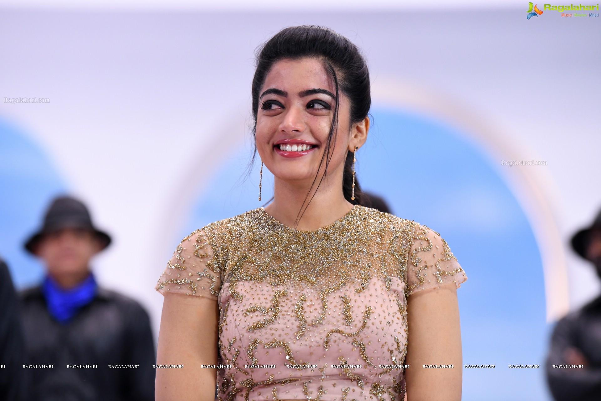 Rashmika Mandanna Wallpapers