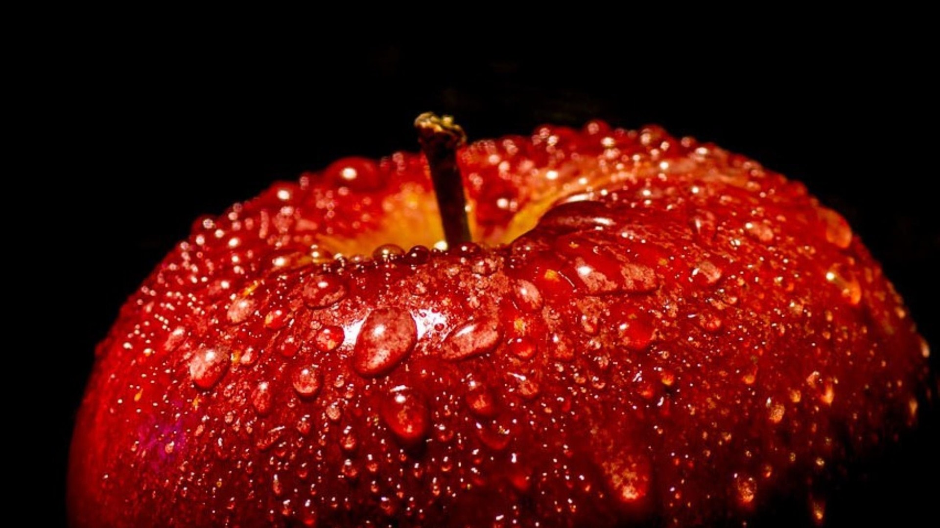 Red Apple Wallpapers