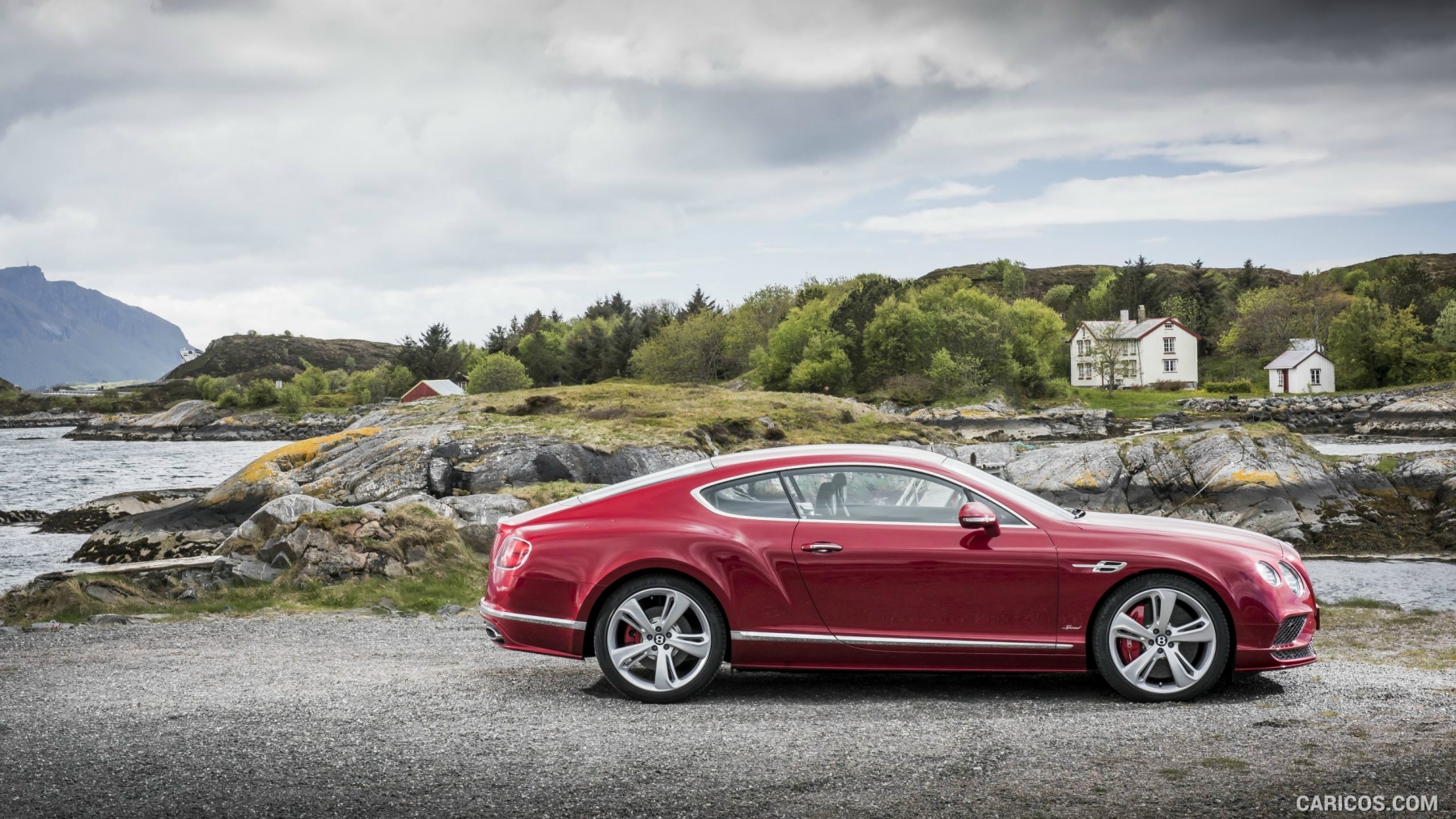 Red Bentley Wallpapers