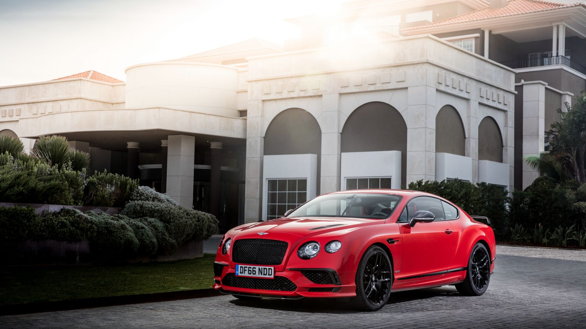 Red Bentley Wallpapers