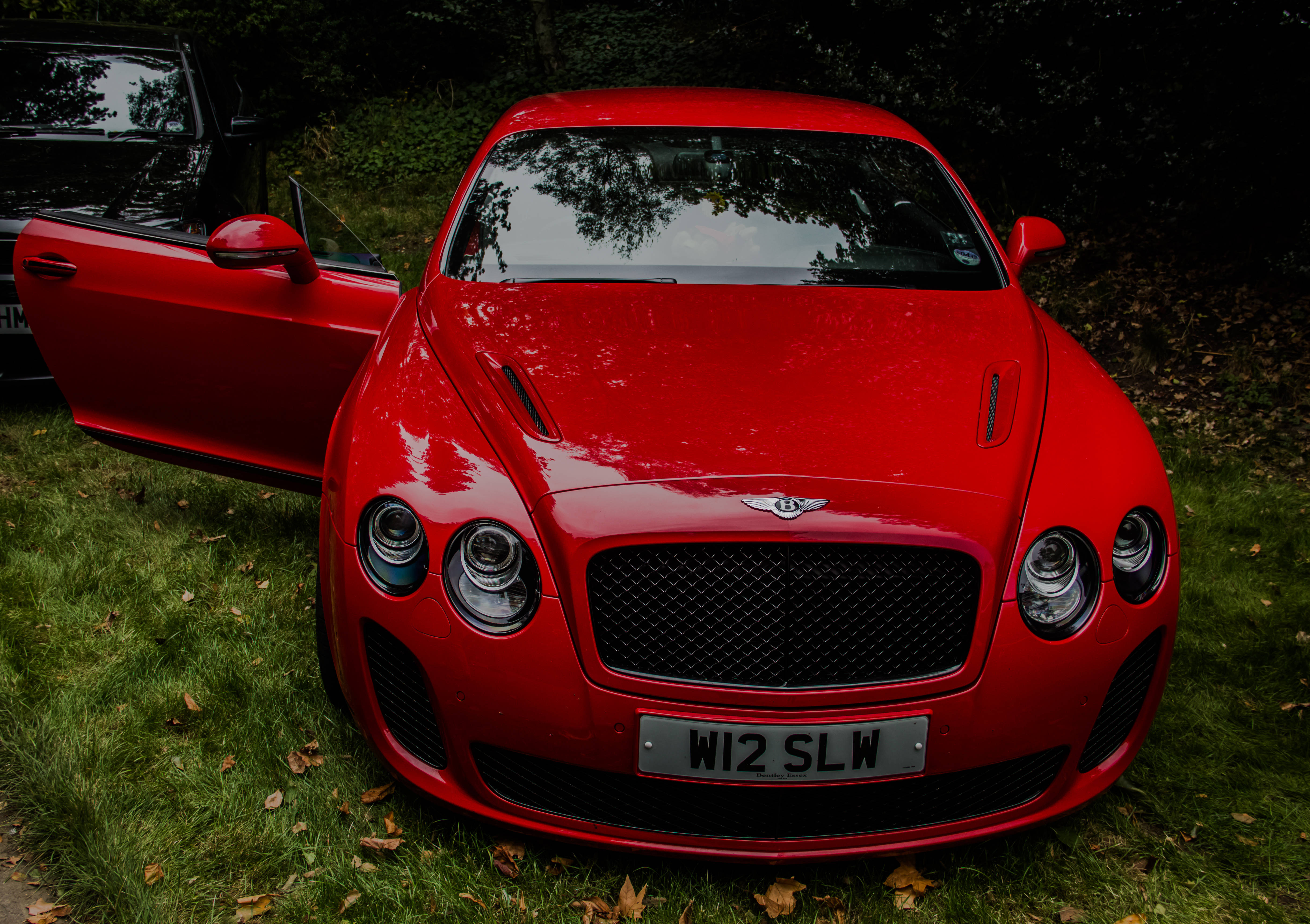 Red Bentley Wallpapers