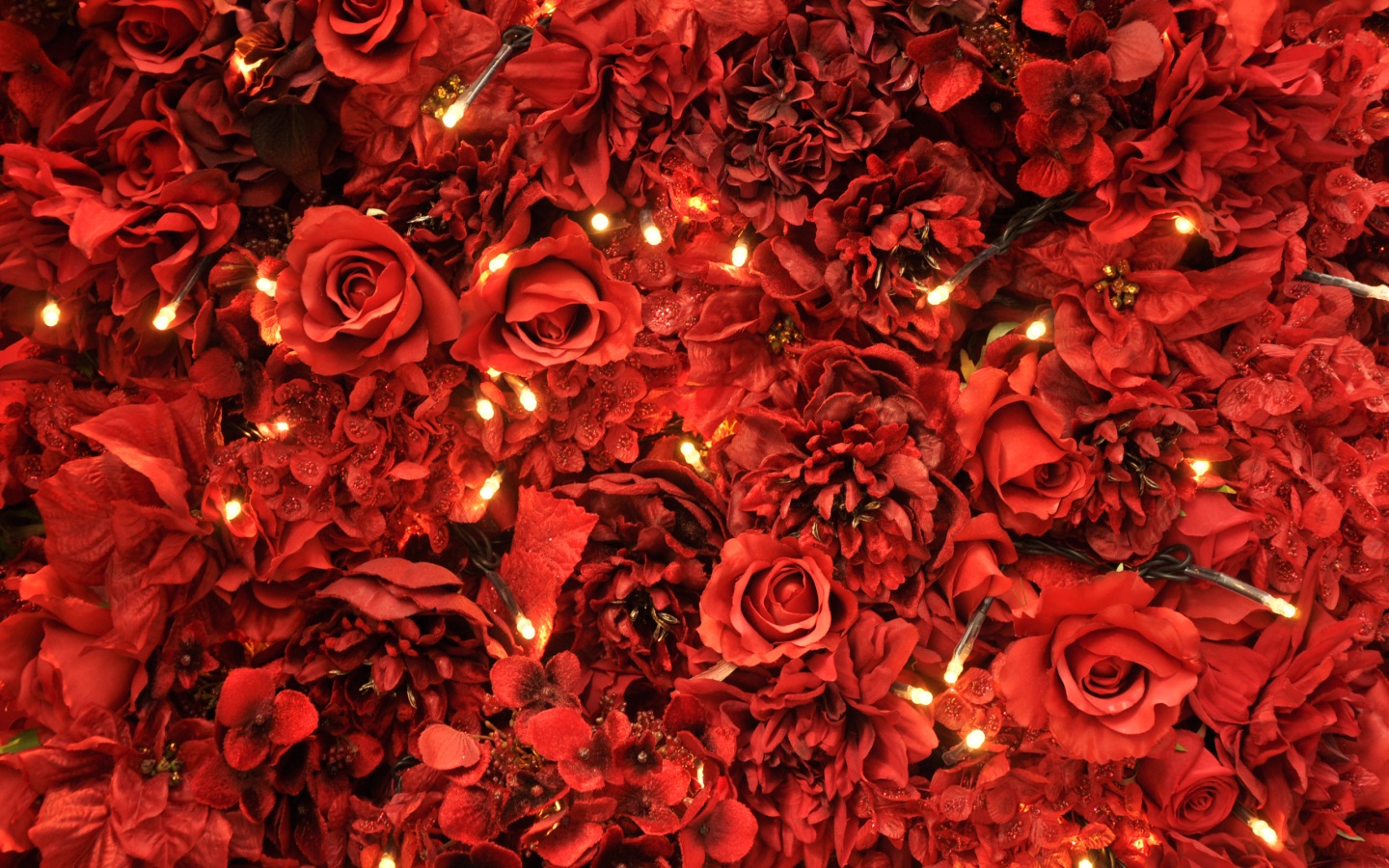 Red Roses Art Wallpapers