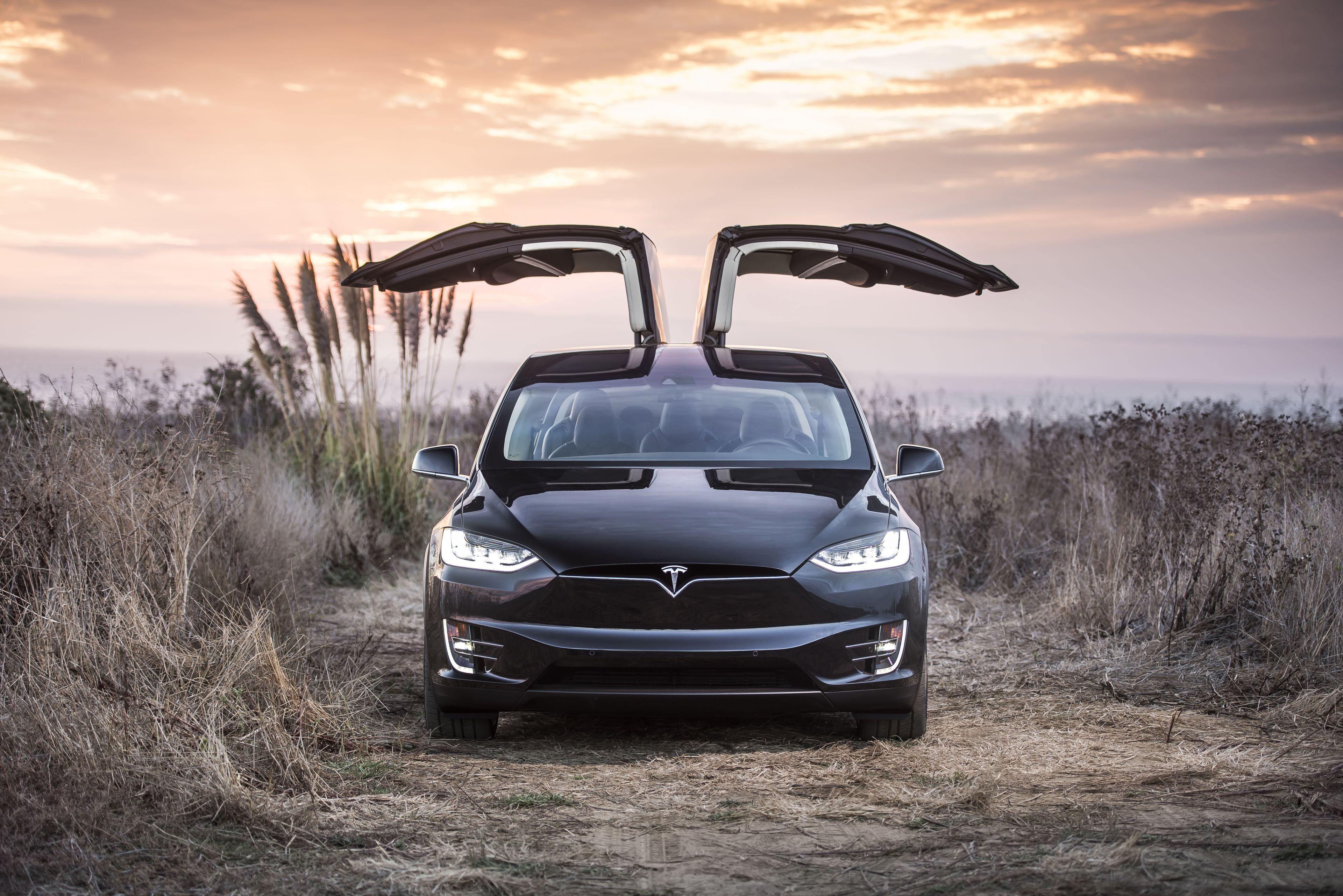 Red Tesla Model X Wallpapers