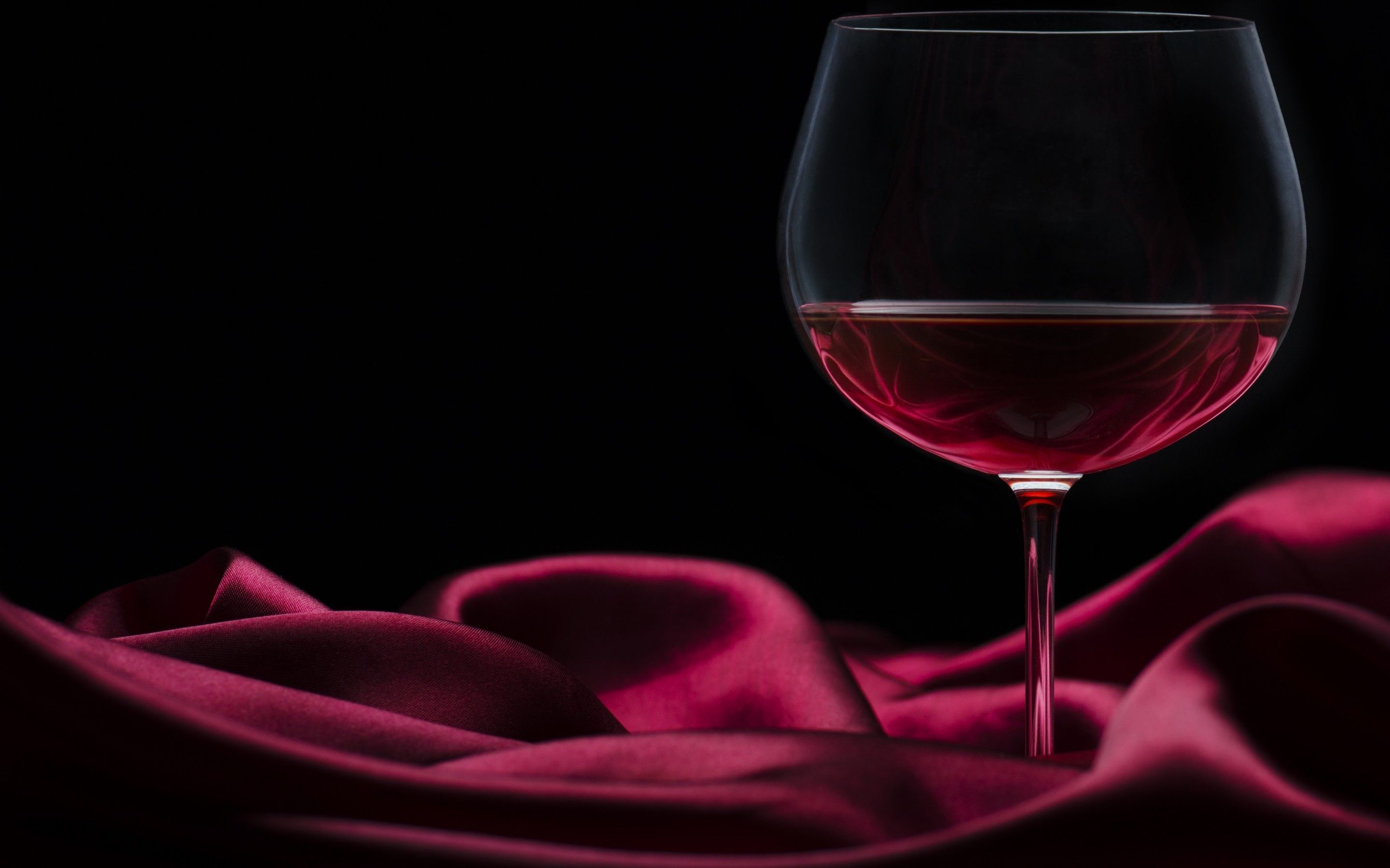 Red Wine Aesthetic Wallpapers